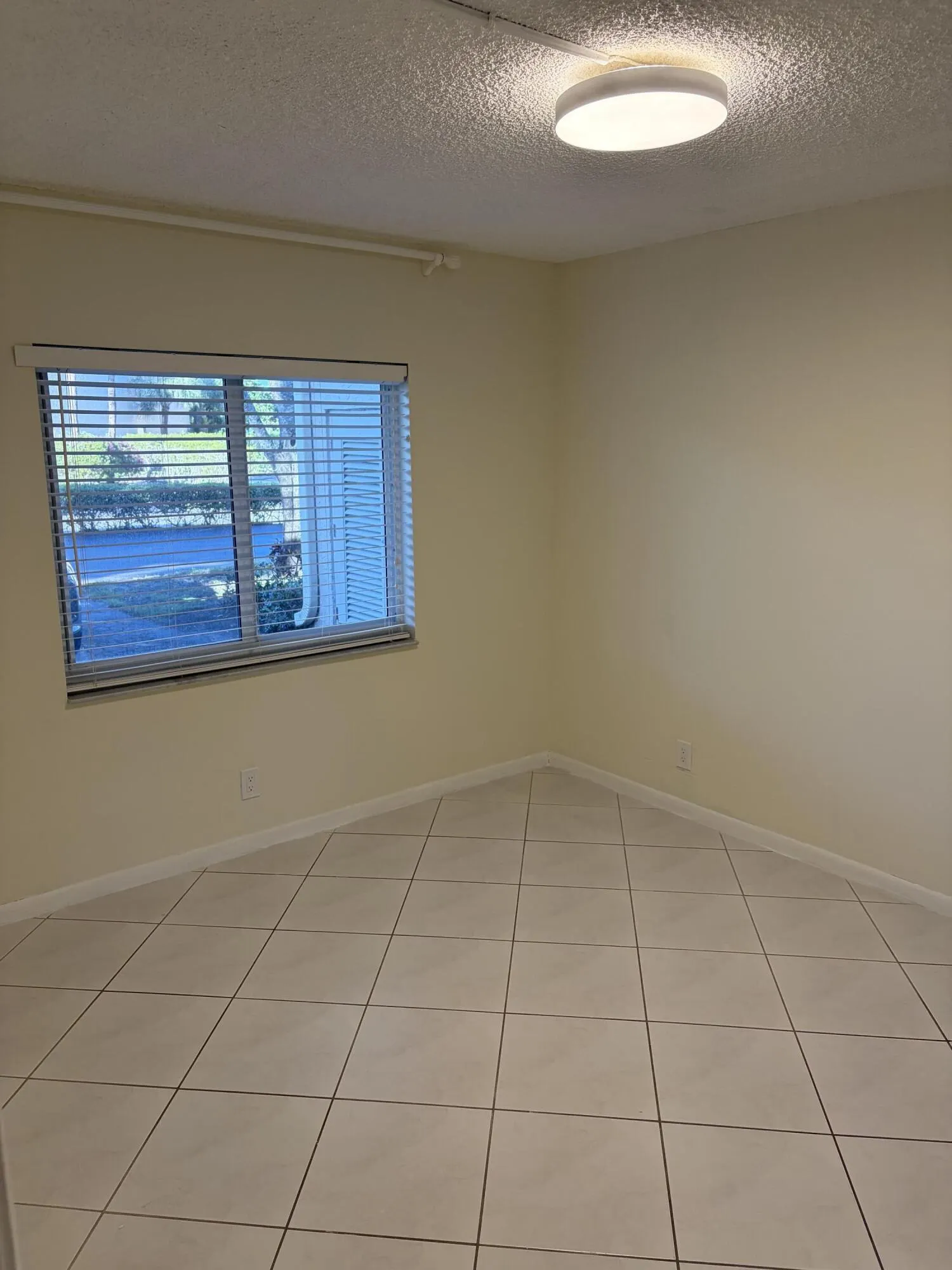 2900 FIORE Way #1050