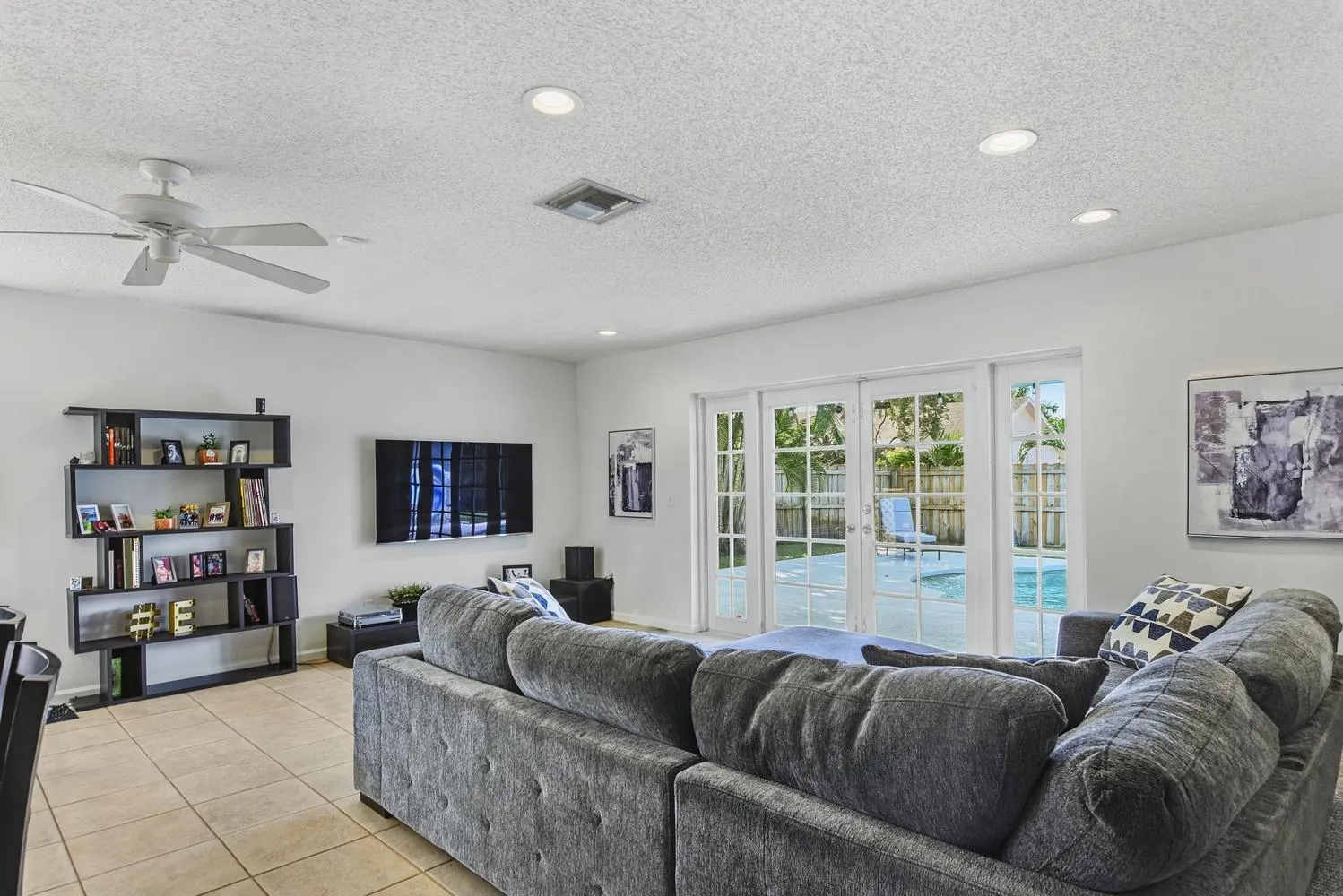 4852 Sugar Pine Drive