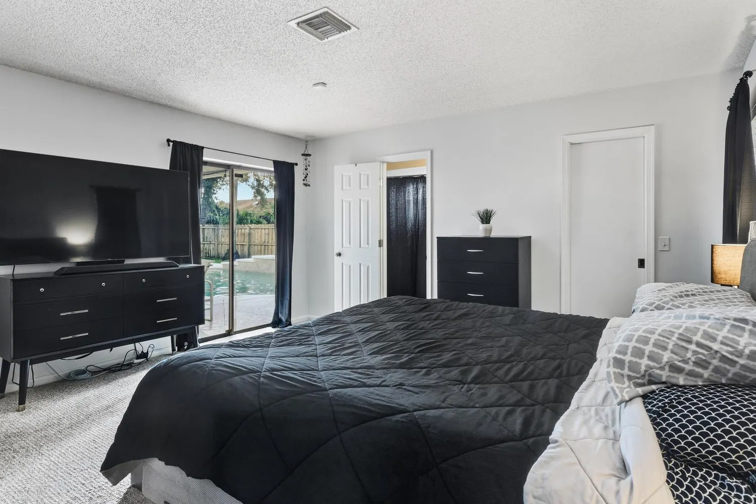 4852 Sugar Pine Drive