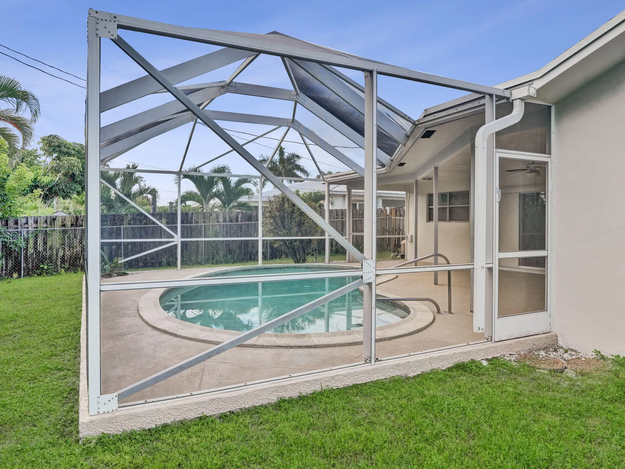 4850 NW 5TH Terrace