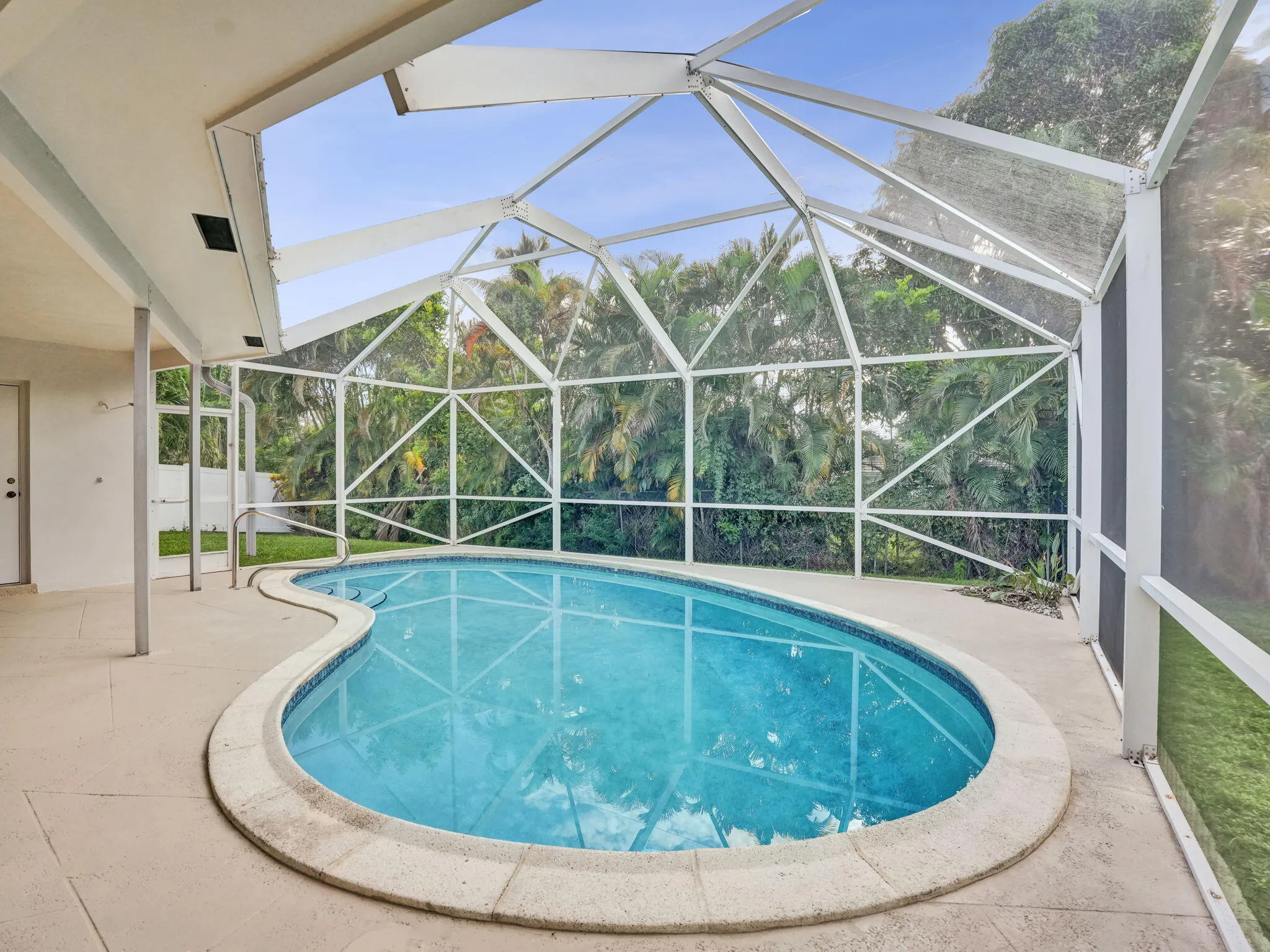 4850 NW 5TH Terrace