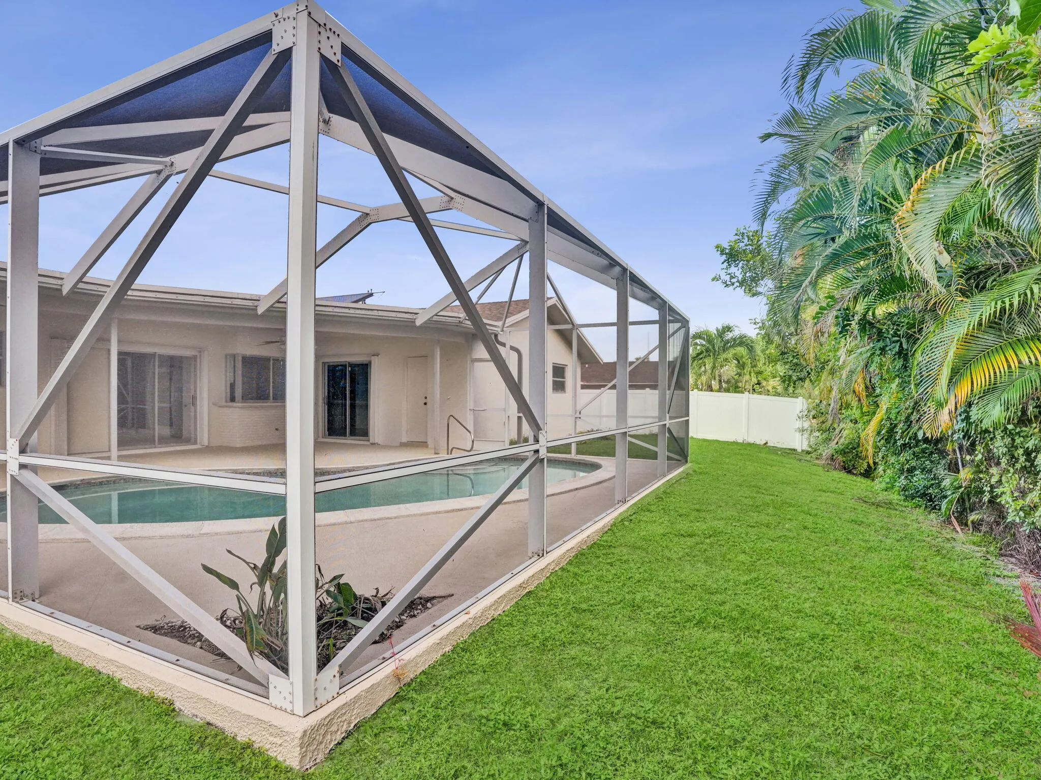 4850 NW 5TH Terrace