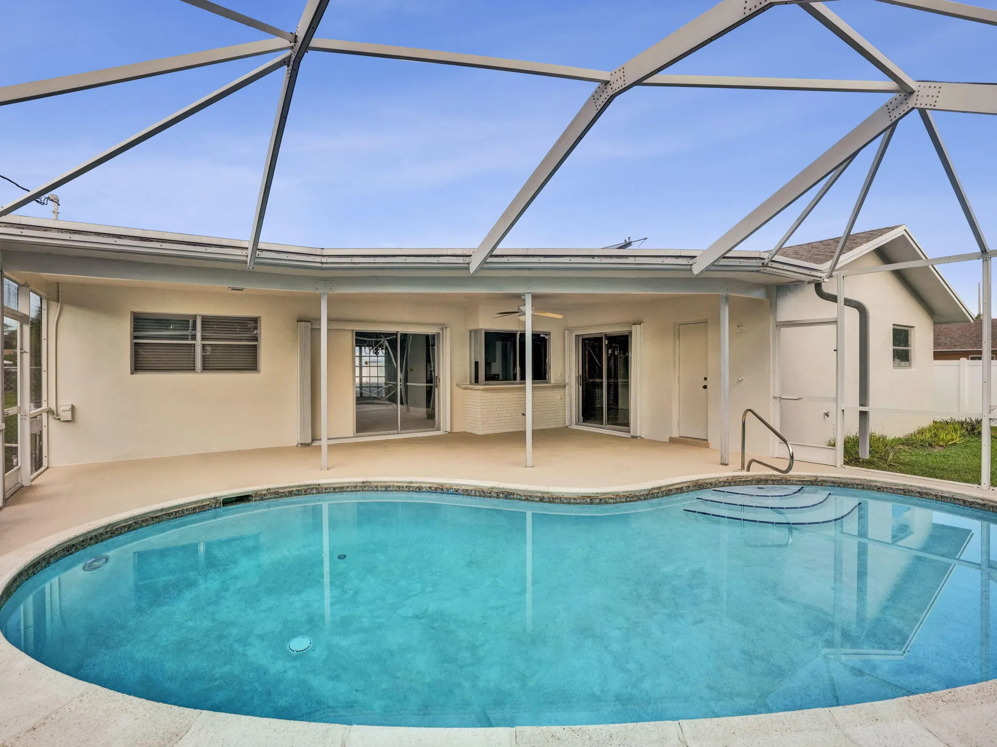 4850 NW 5TH Terrace