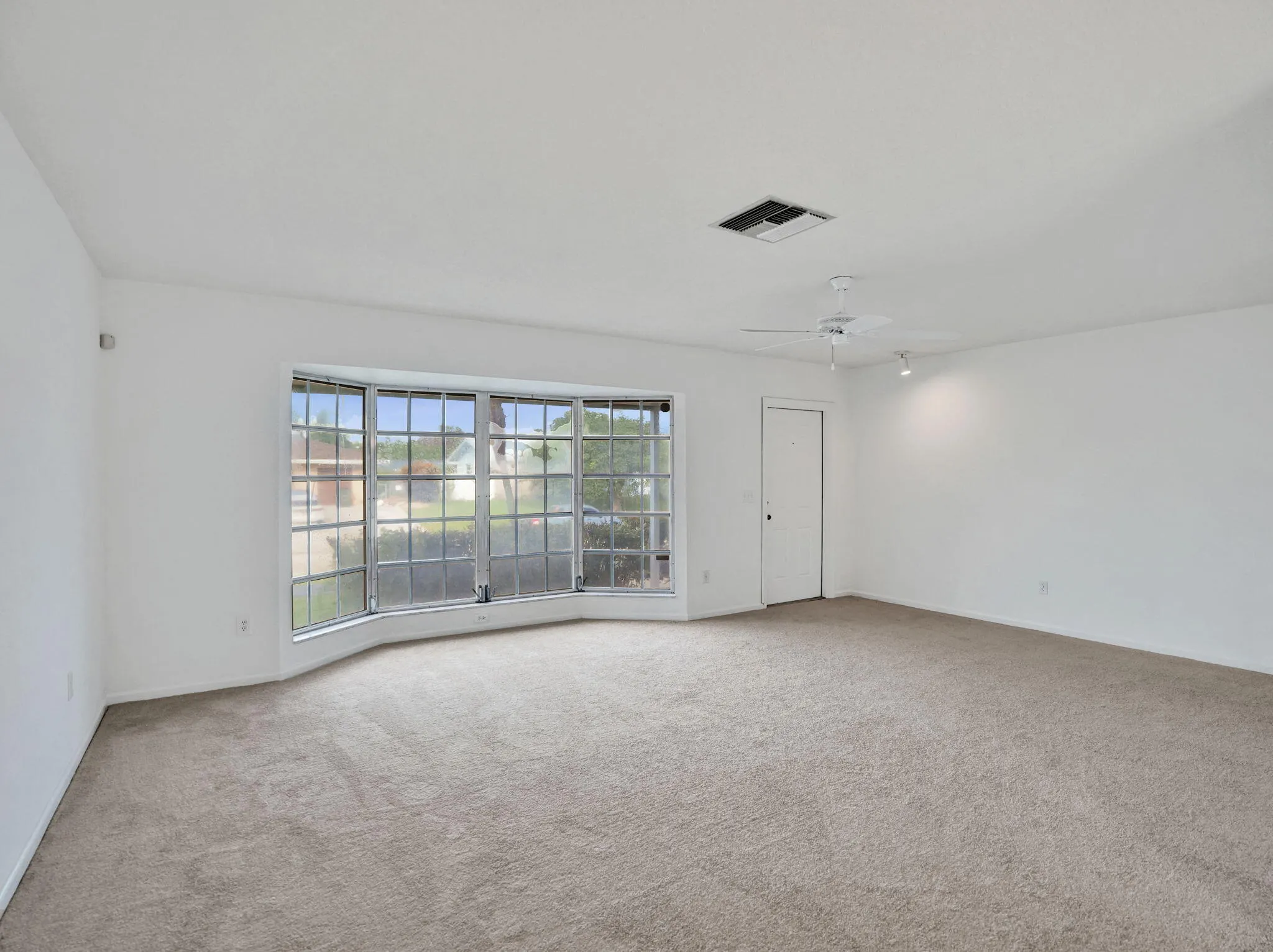 4850 NW 5TH Terrace