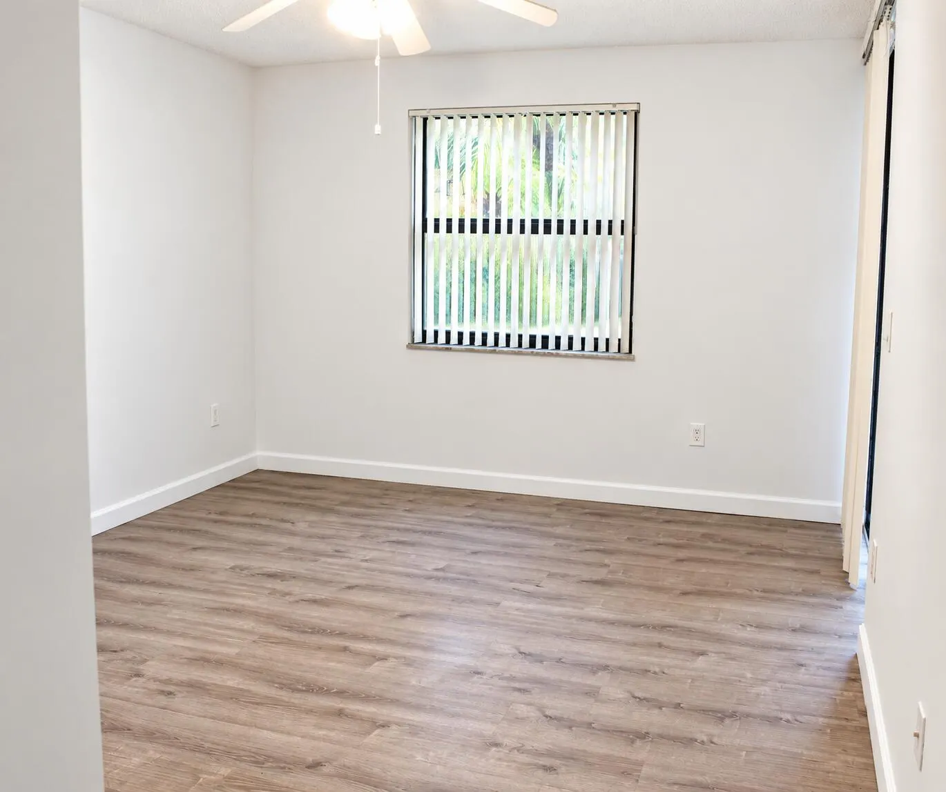 4450 NW 30TH Street #111