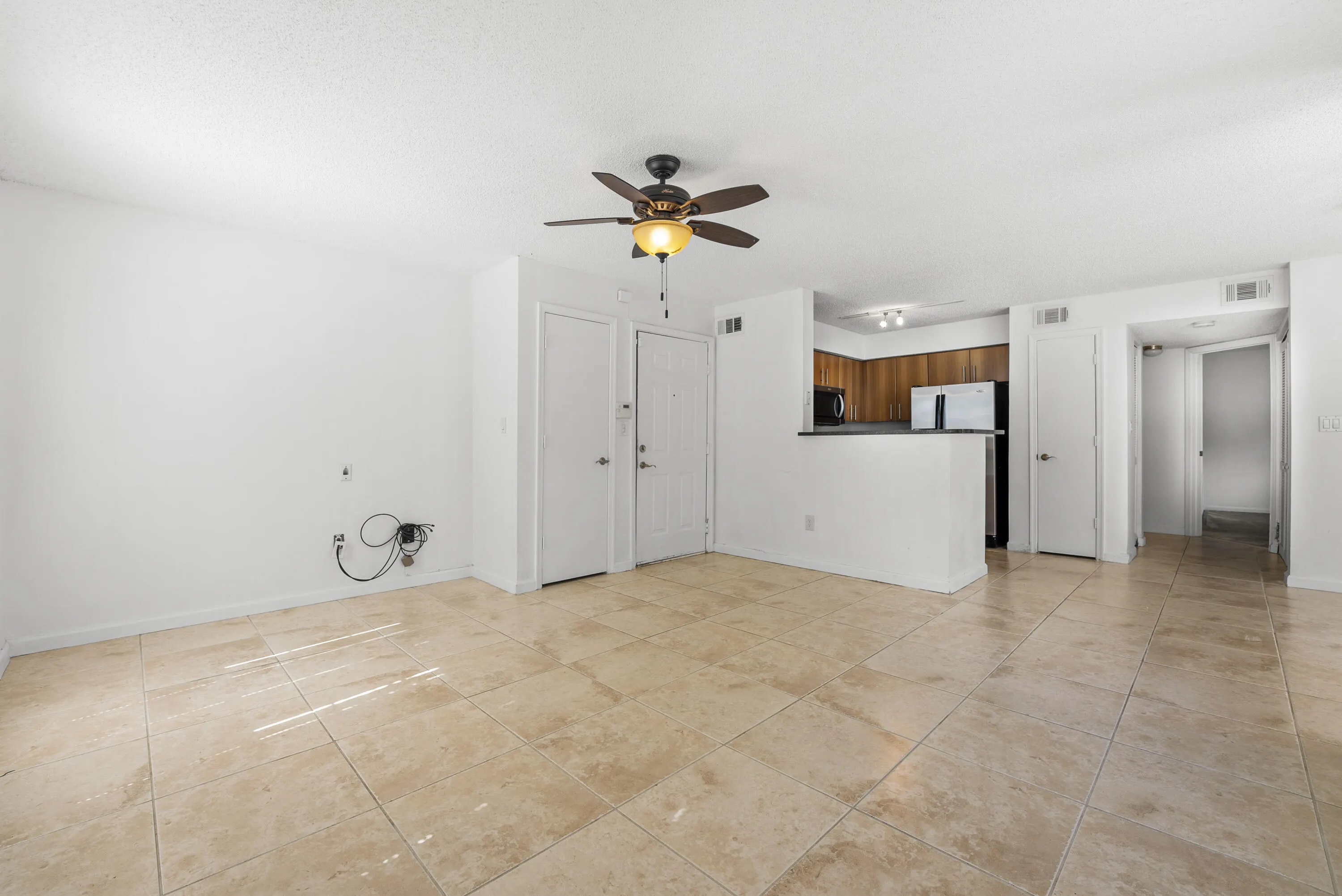 1001 CRYSTAL Way #O
