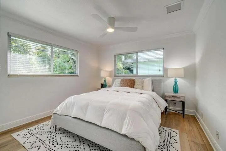 45 SE 7TH Avenue
