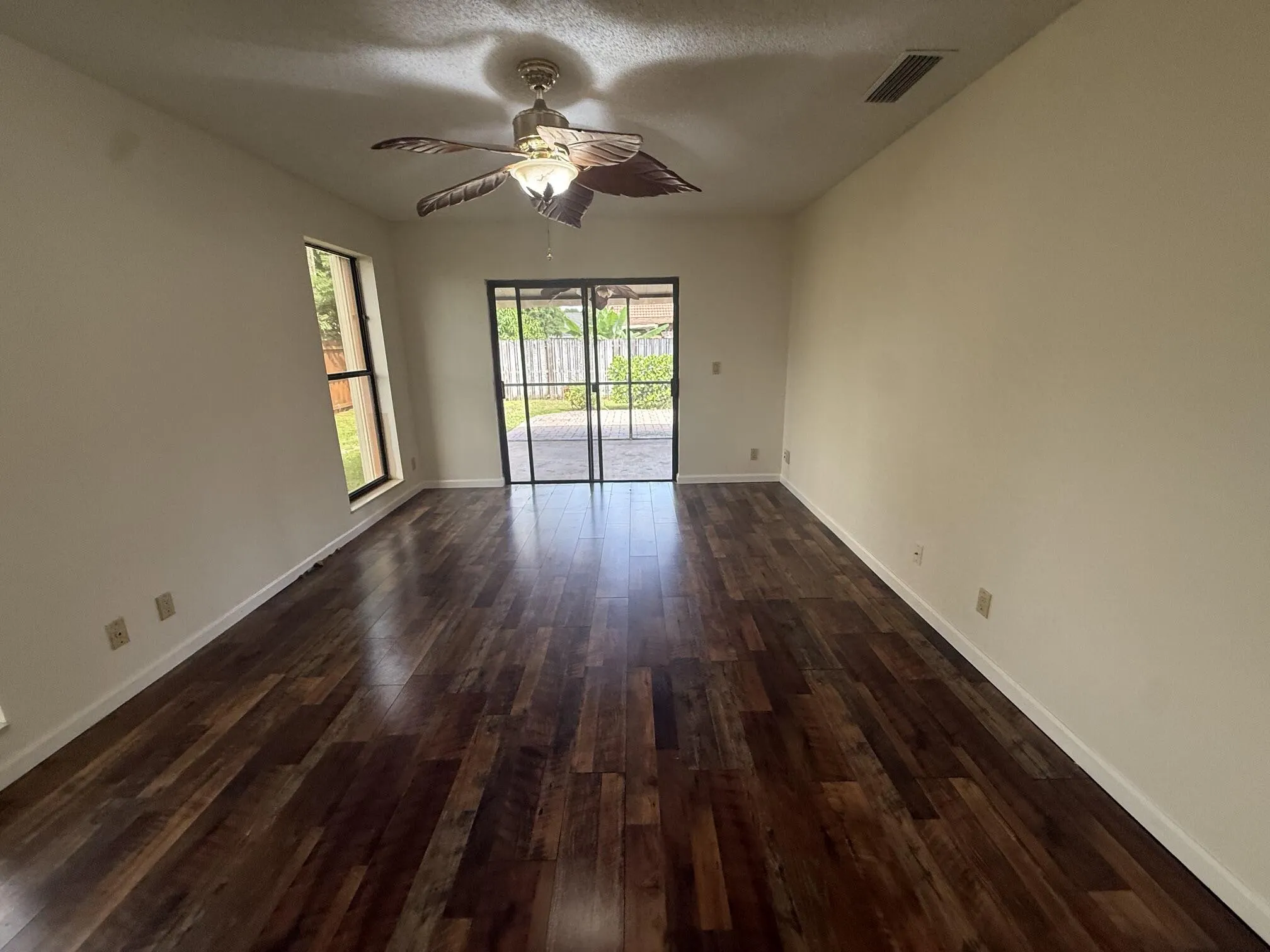 835 IVY Drive