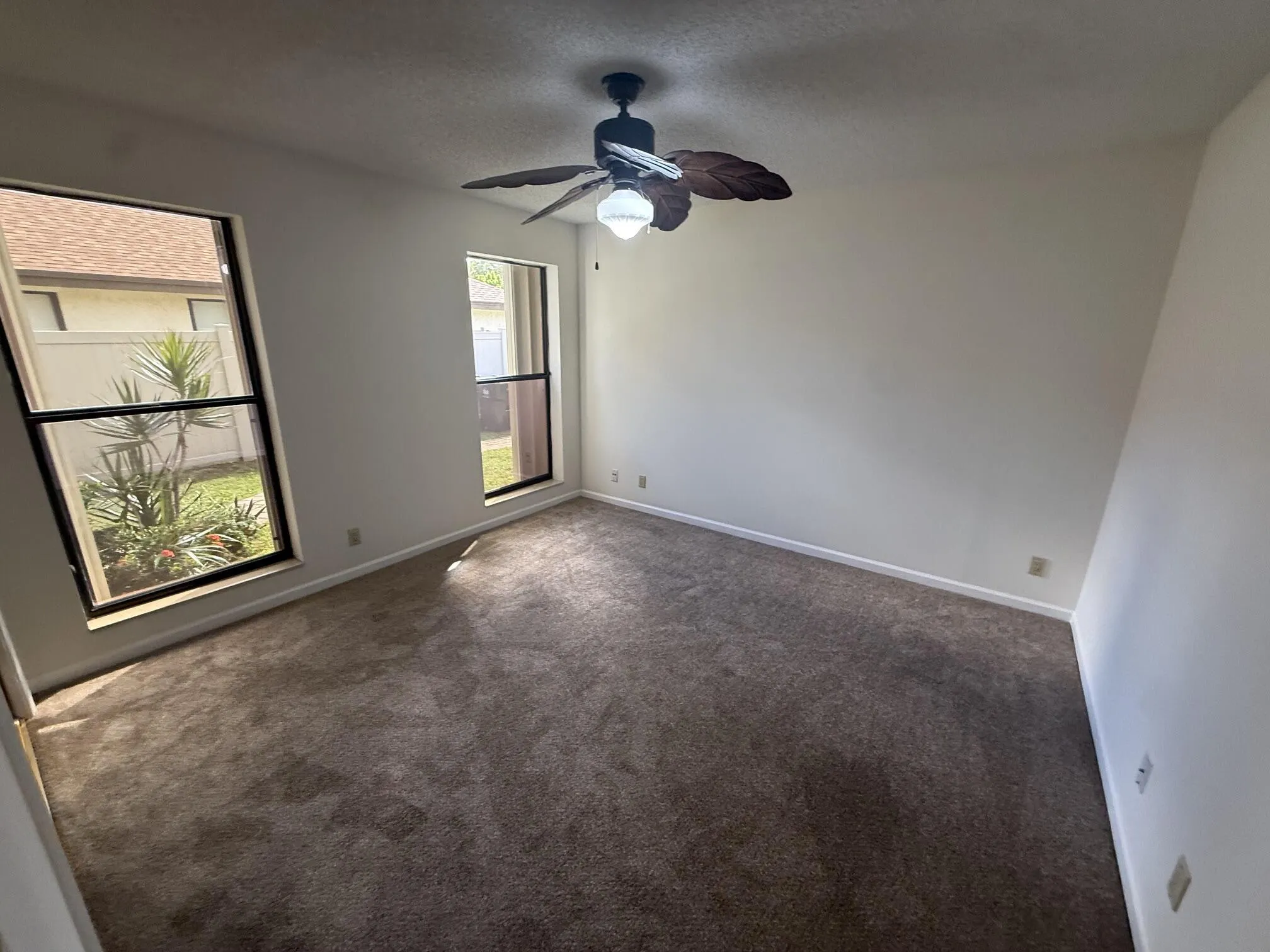 835 IVY Drive