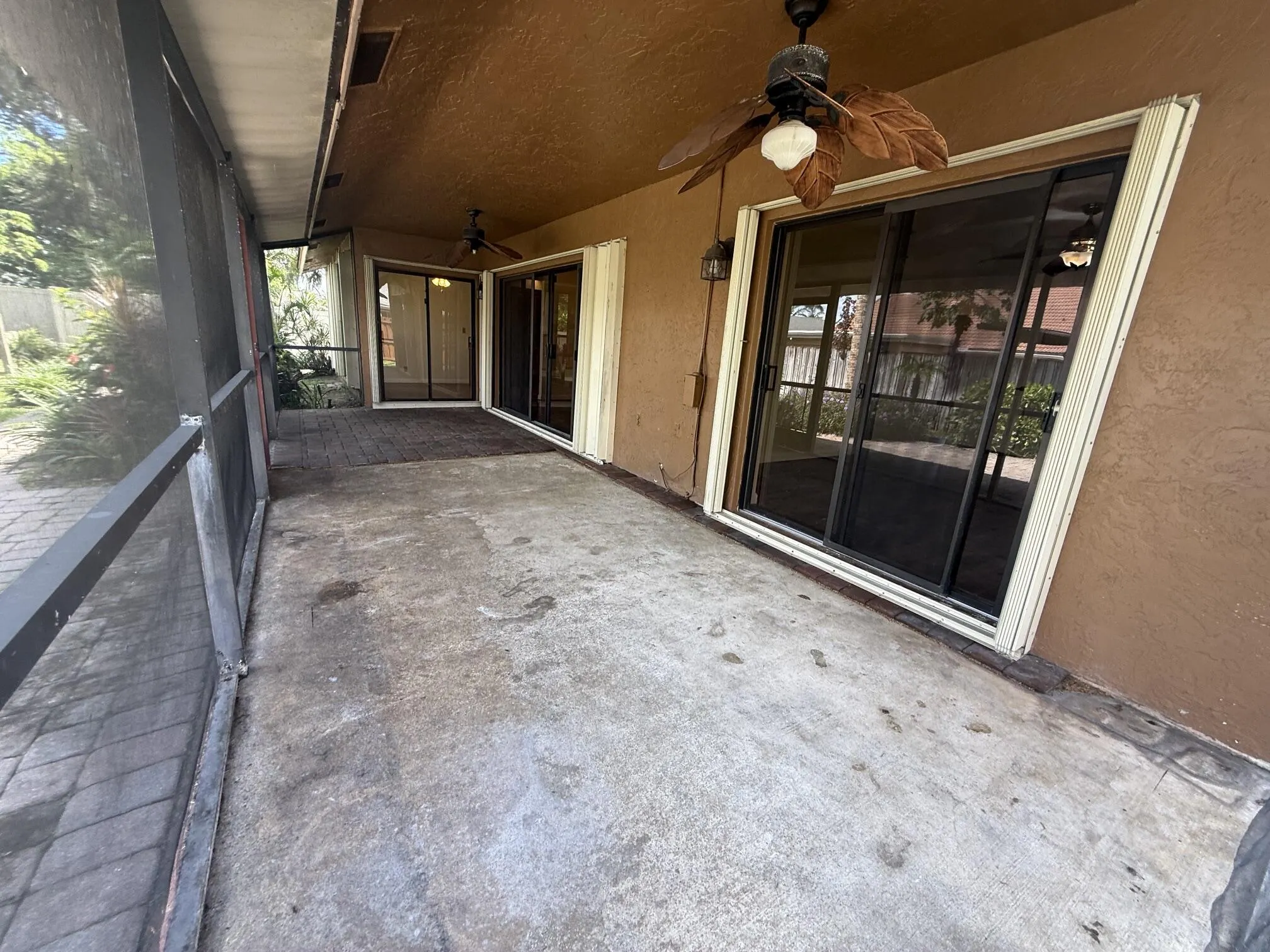 835 IVY Drive