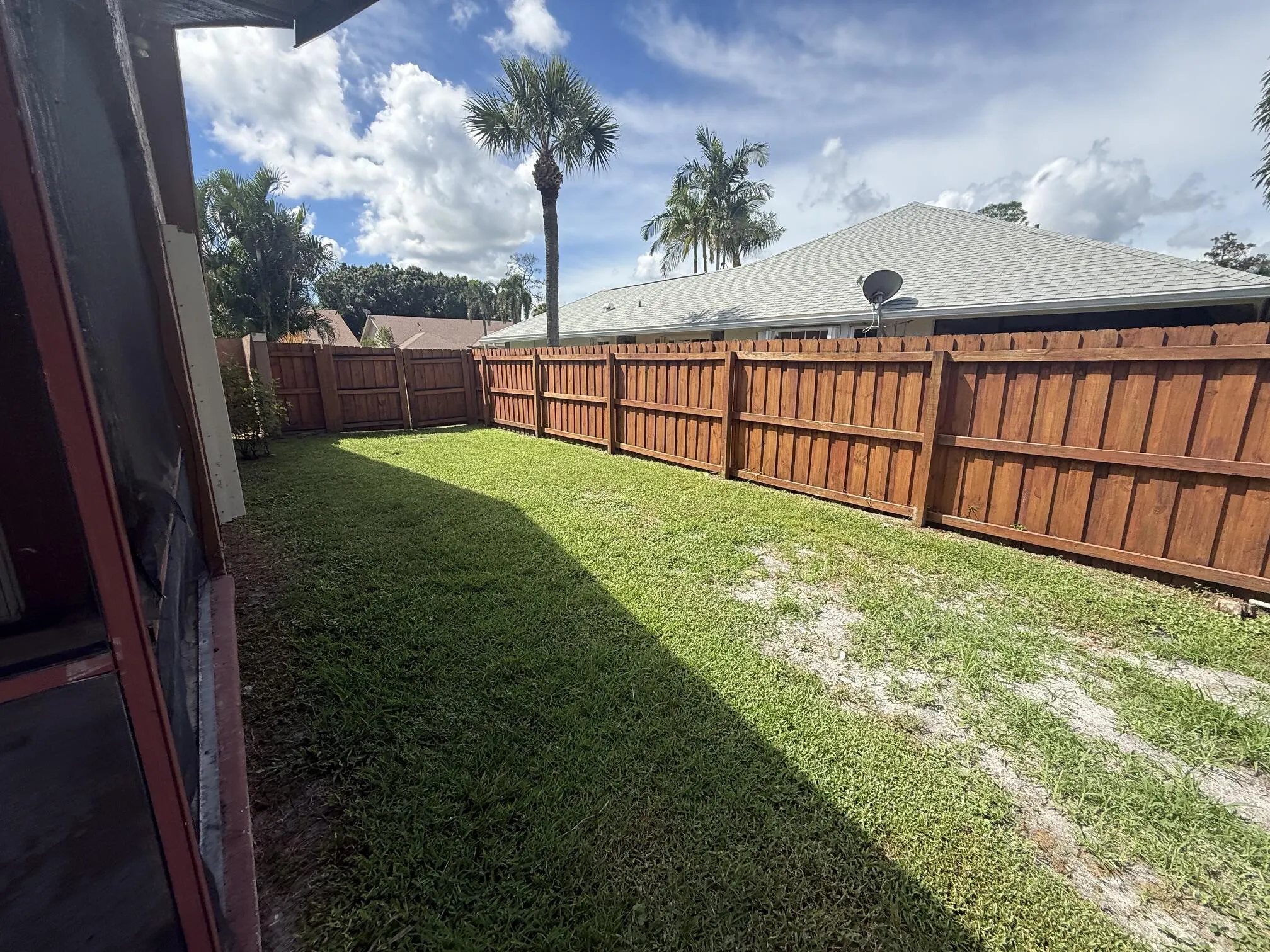 835 IVY Drive