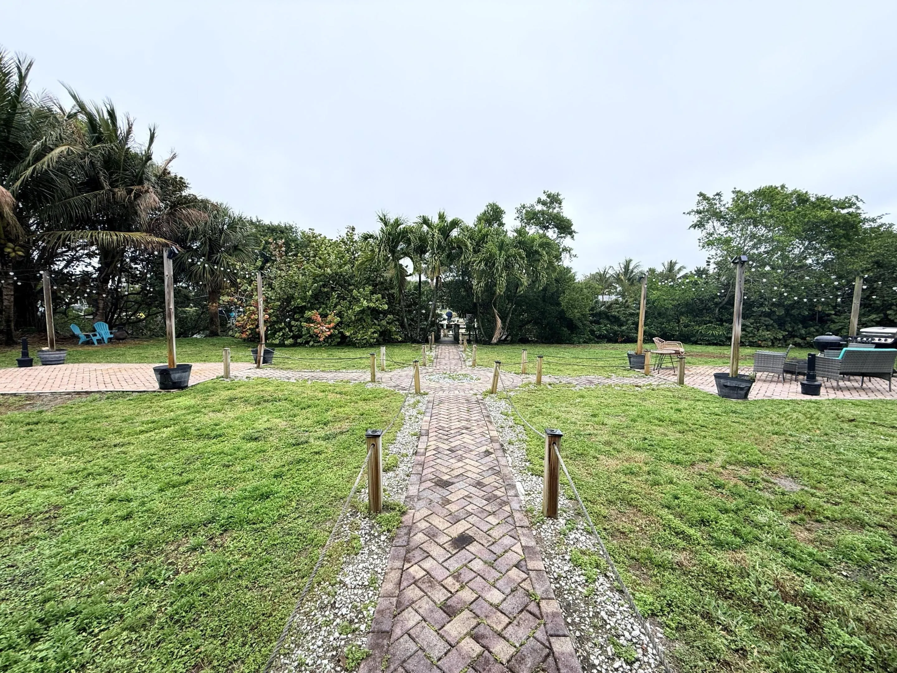 735 Hummingbird Way #104