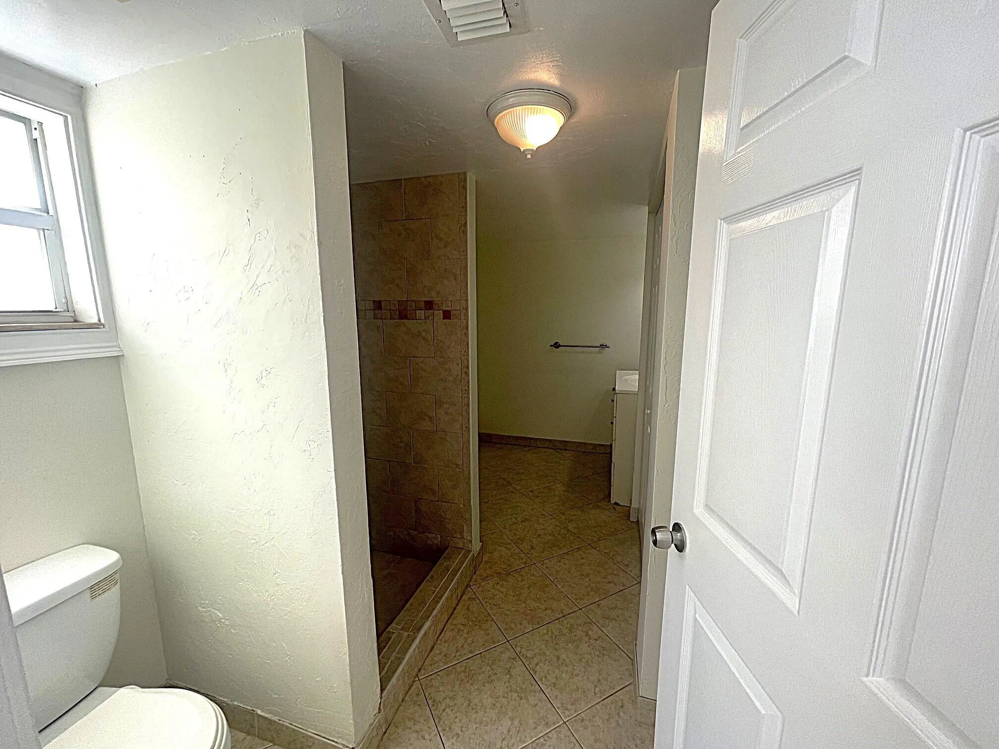 735 Hummingbird Way #104