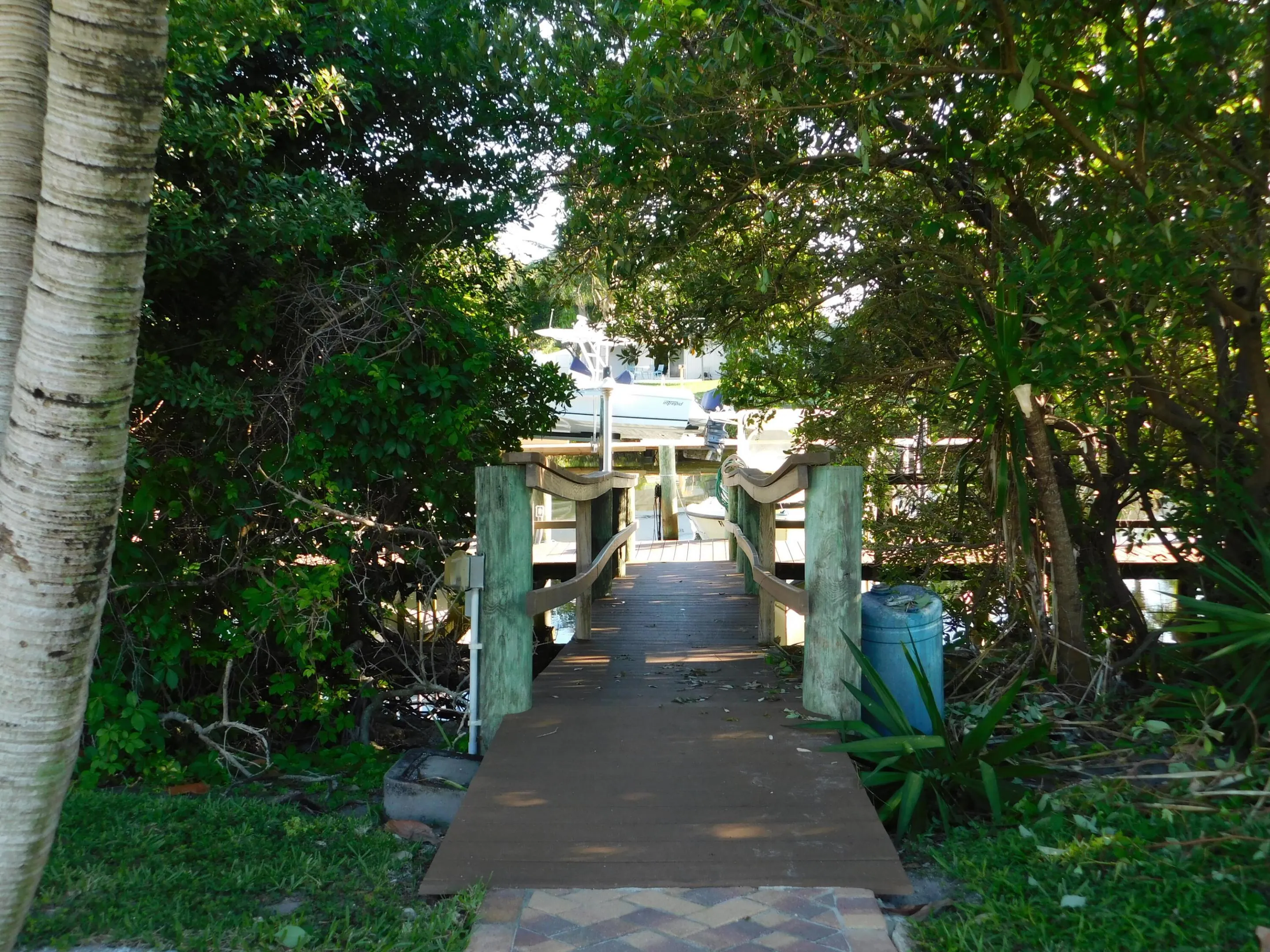 735 Hummingbird Way #104