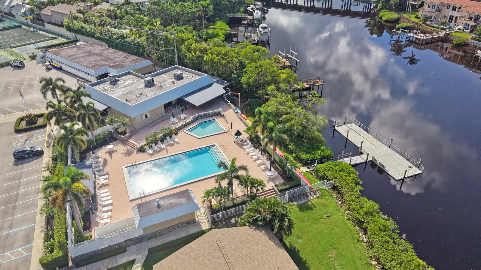 9169 SE RIVERFRONT Terrace #J