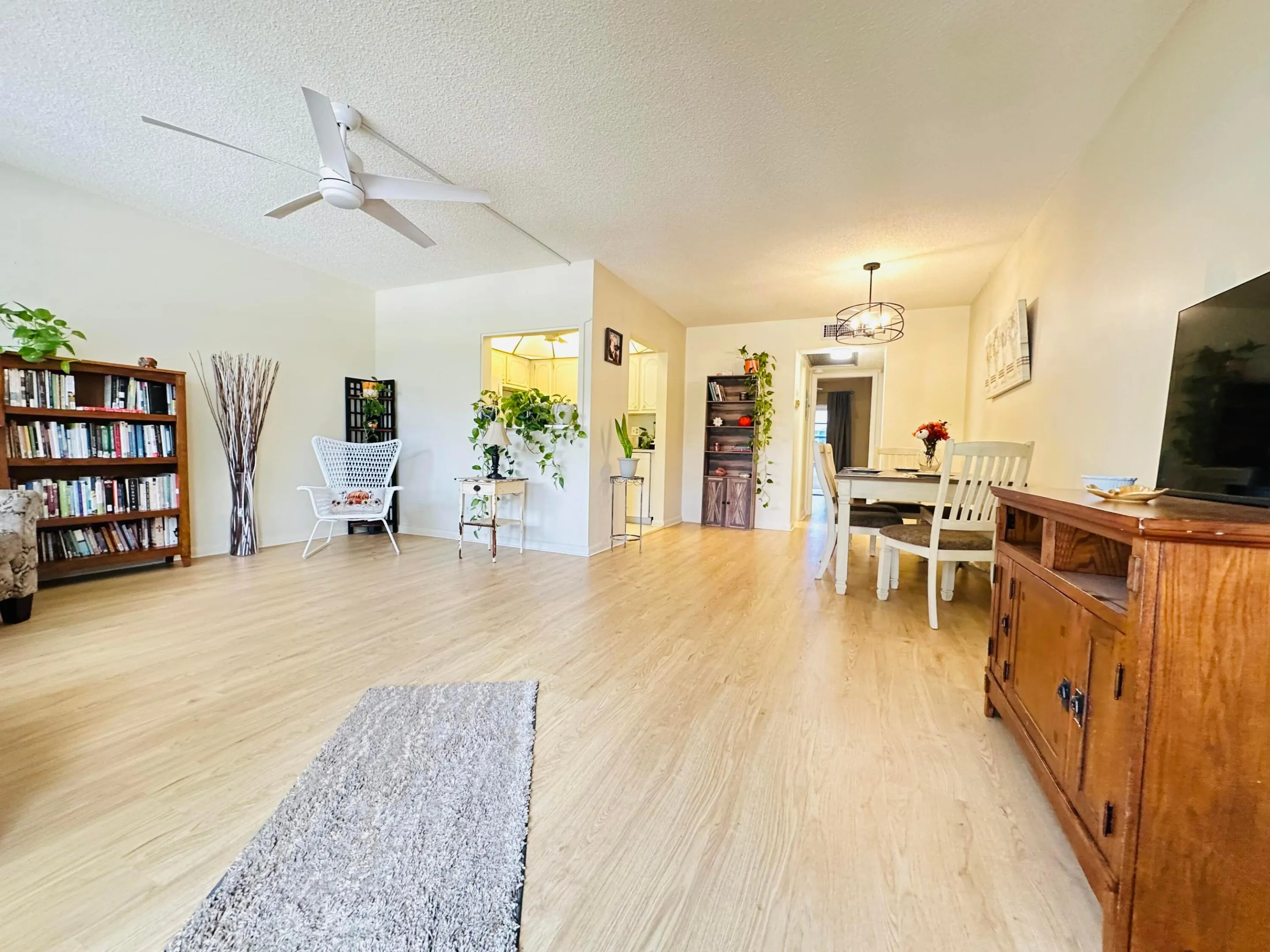 2079 Harwood F