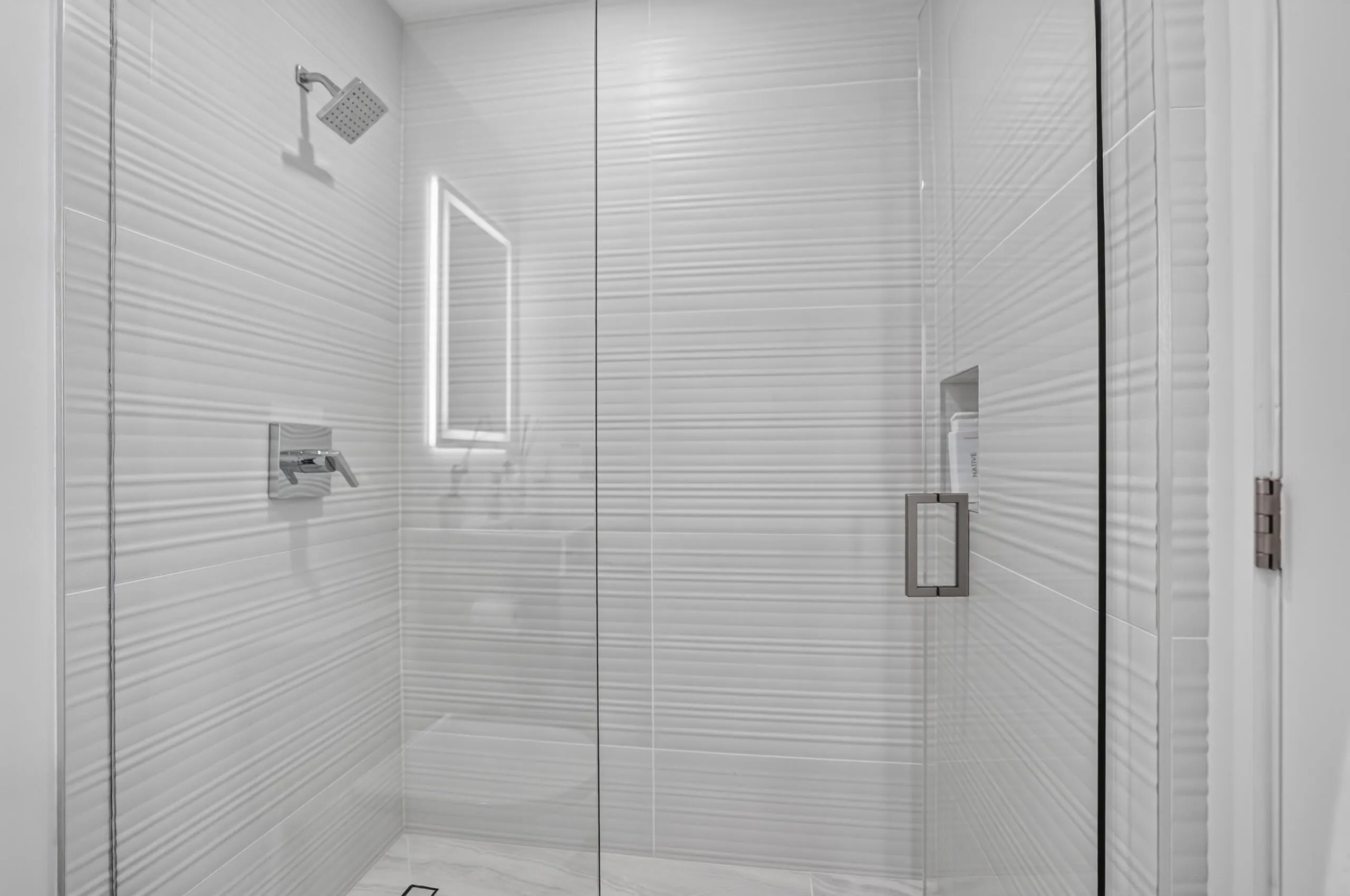 3995 Laurelwood Lane