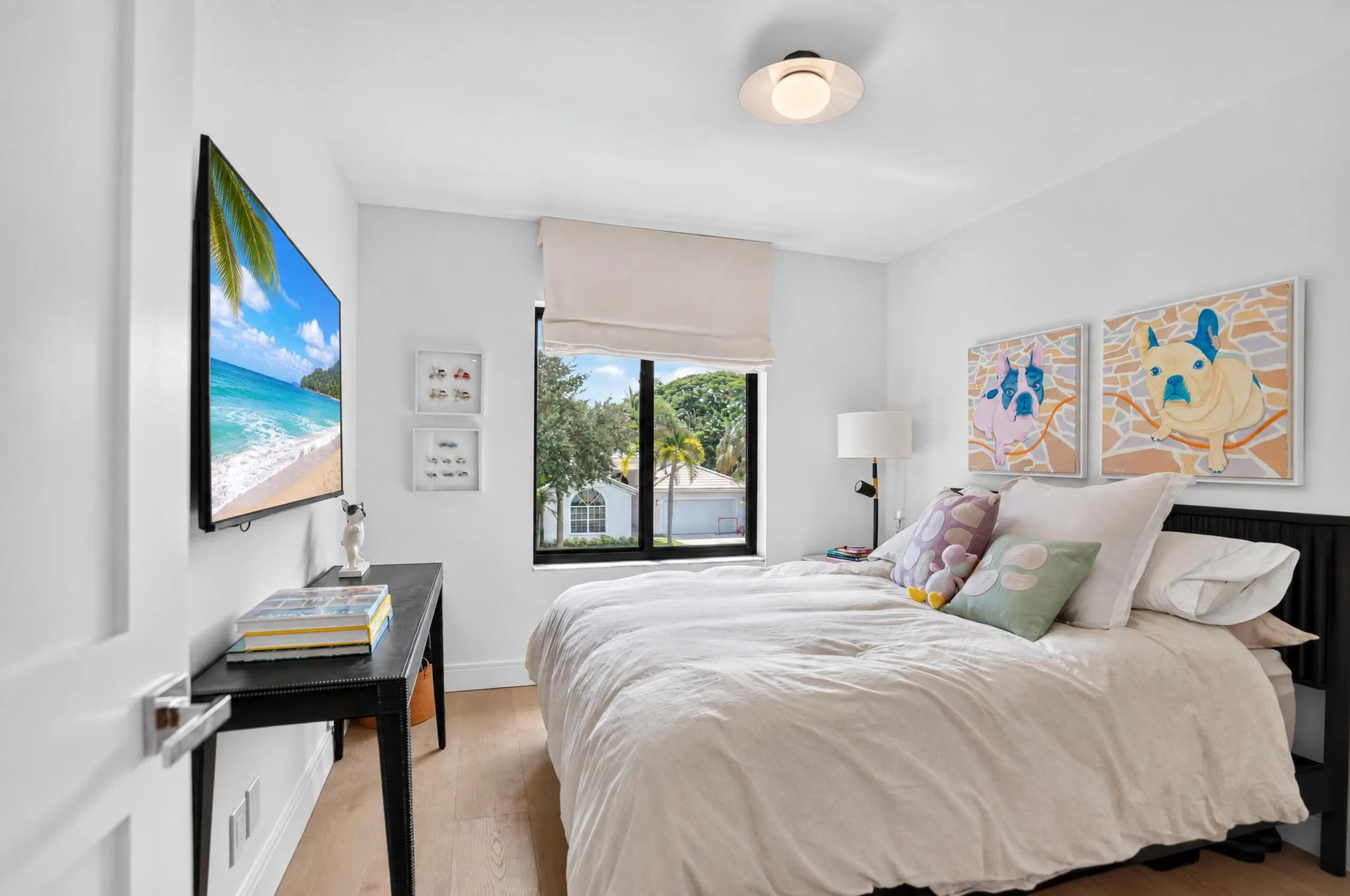 3995 Laurelwood Lane