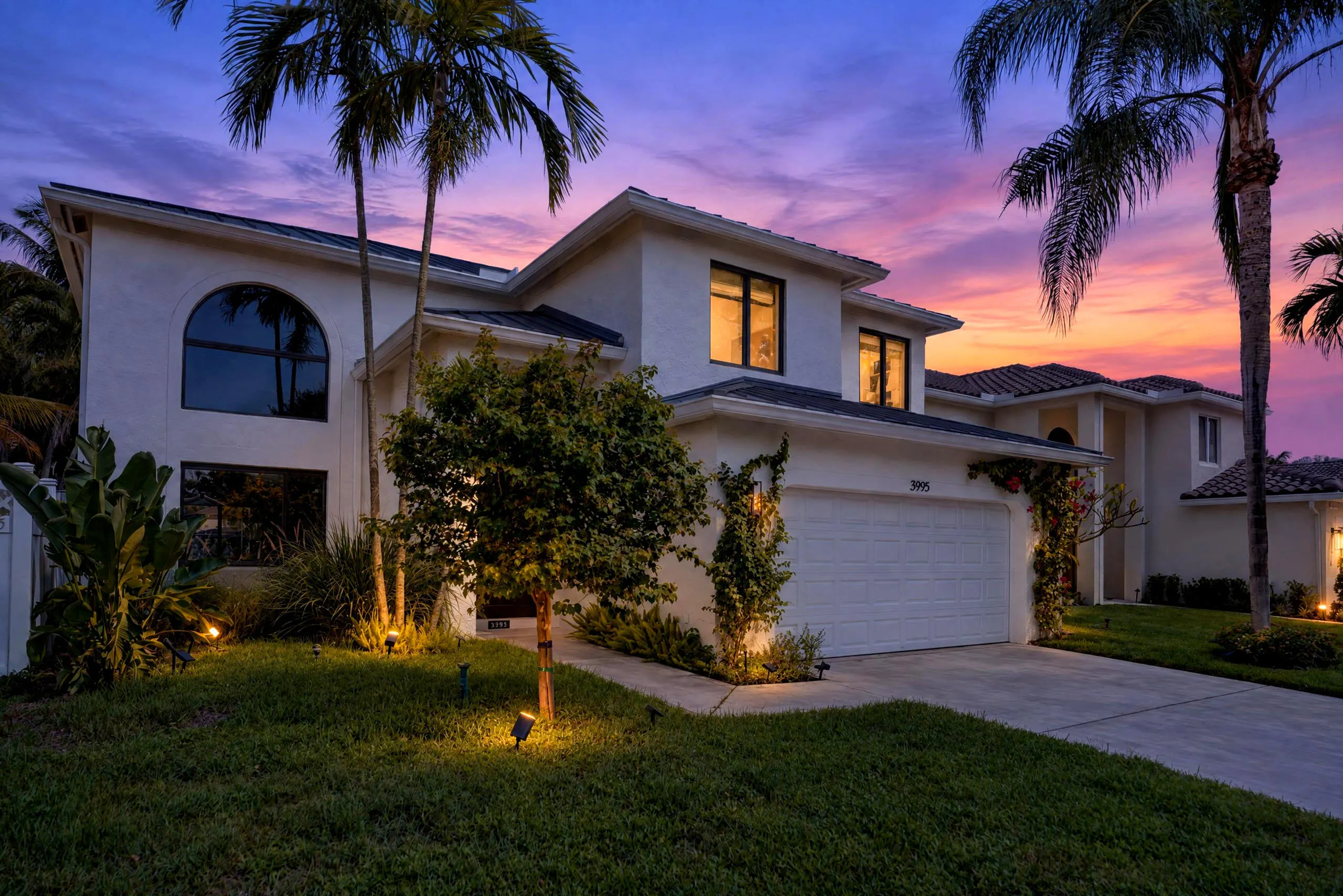 3995 Laurelwood Lane
