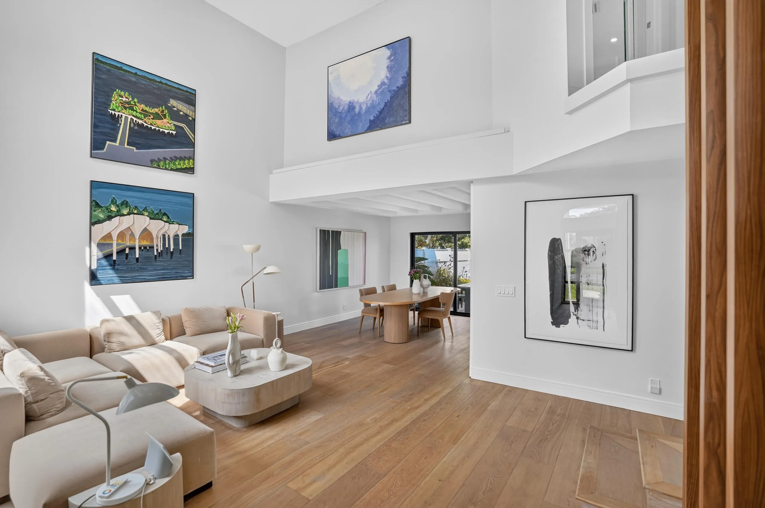 3995 Laurelwood Lane