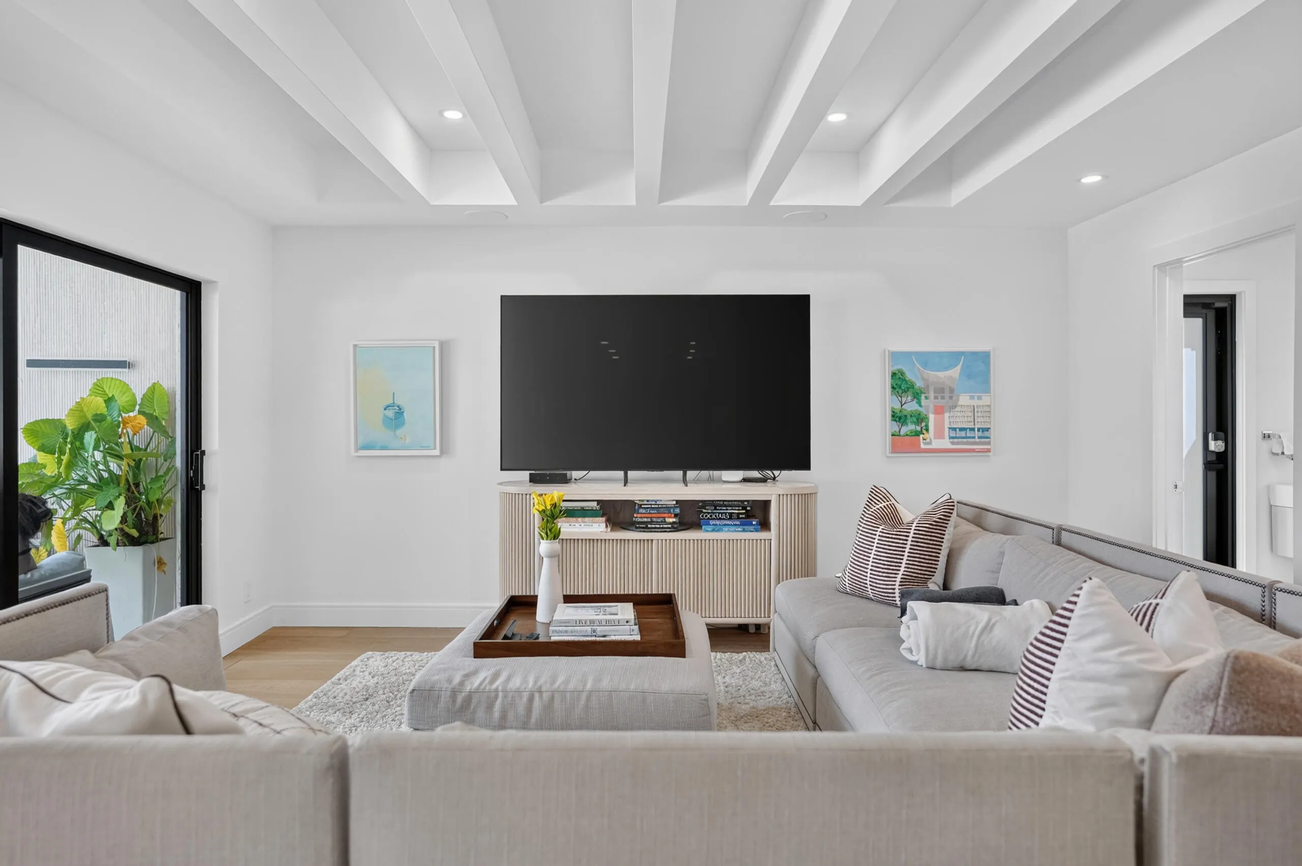 3995 Laurelwood Lane