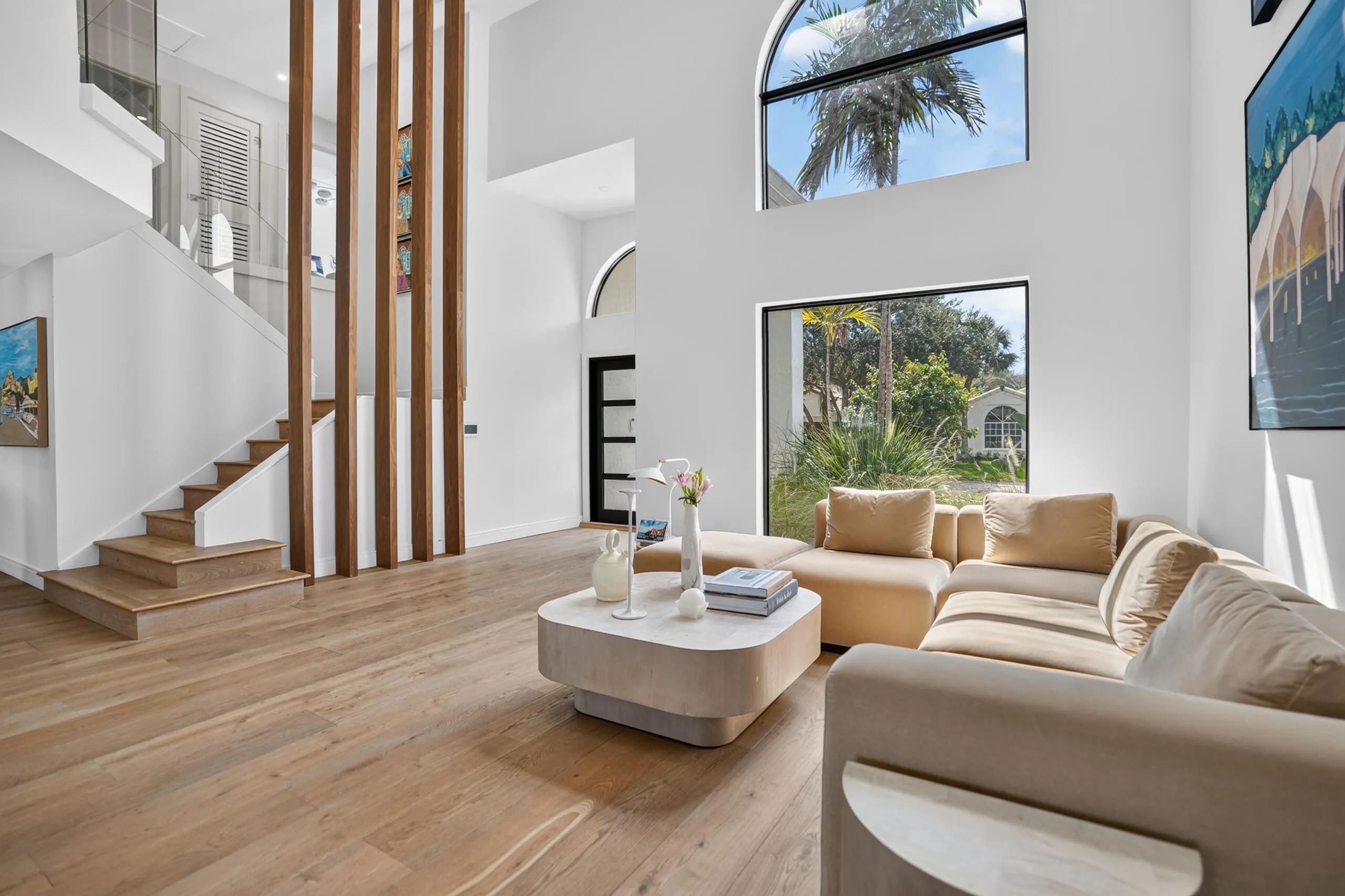 3995 Laurelwood Lane