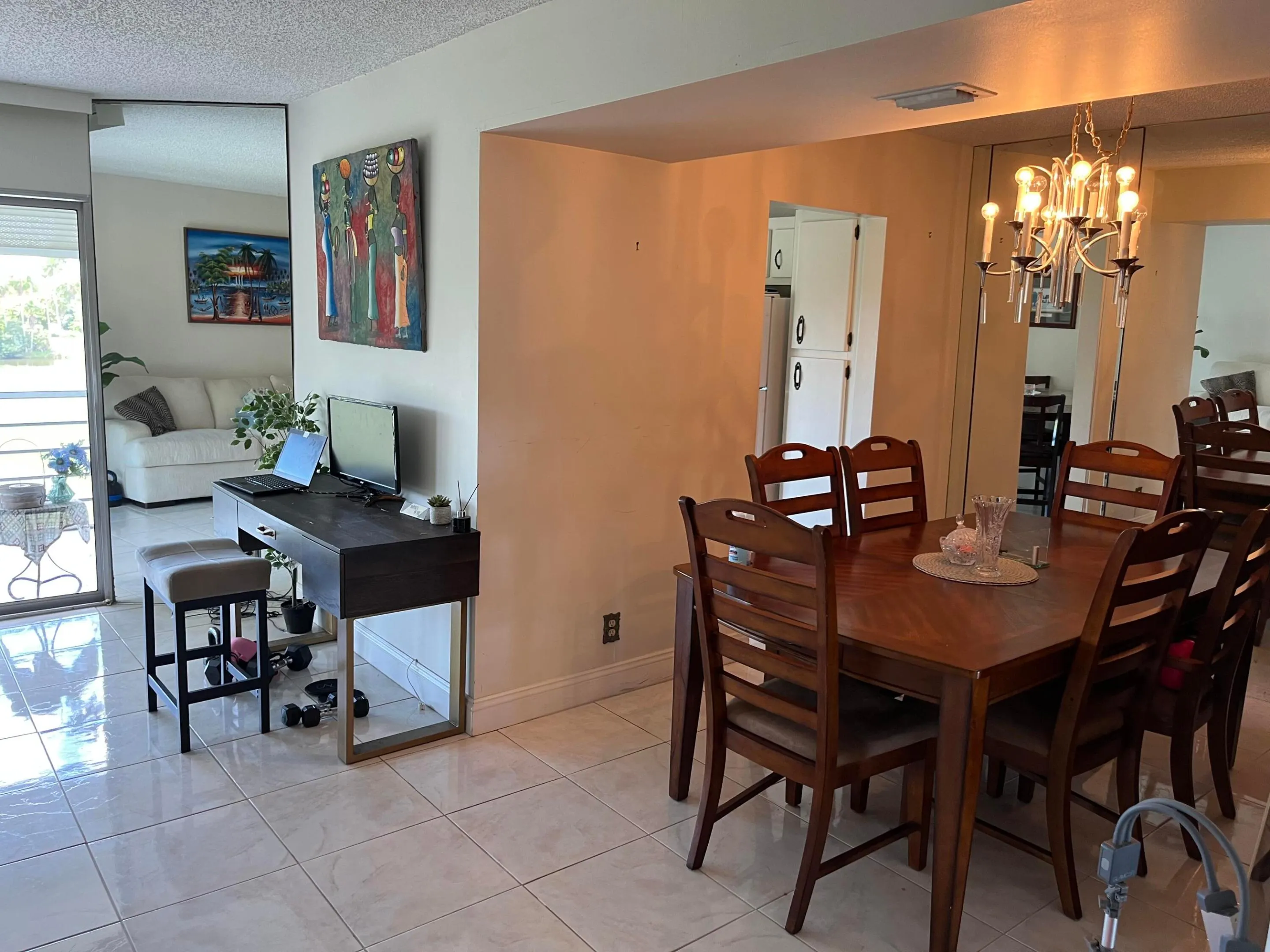 3871 VIA POINCIANA #402