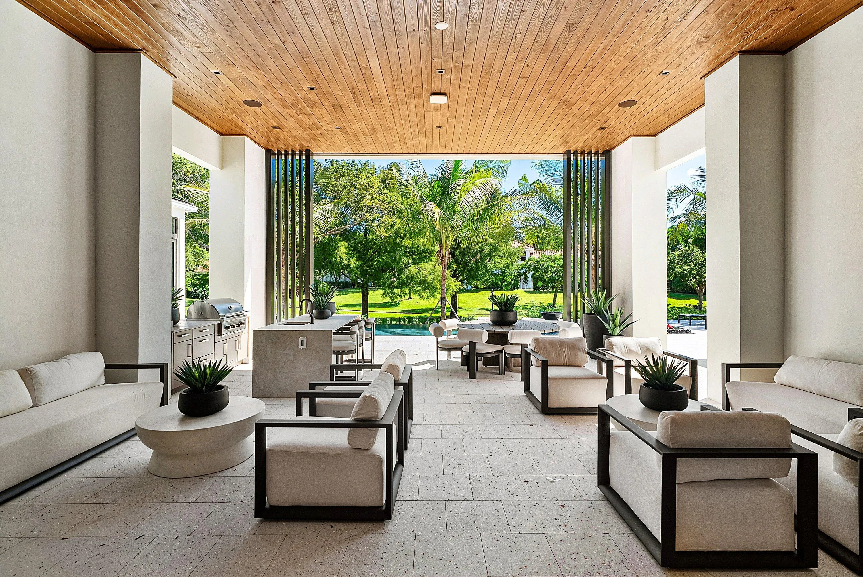 2480 NW 43RD Street
