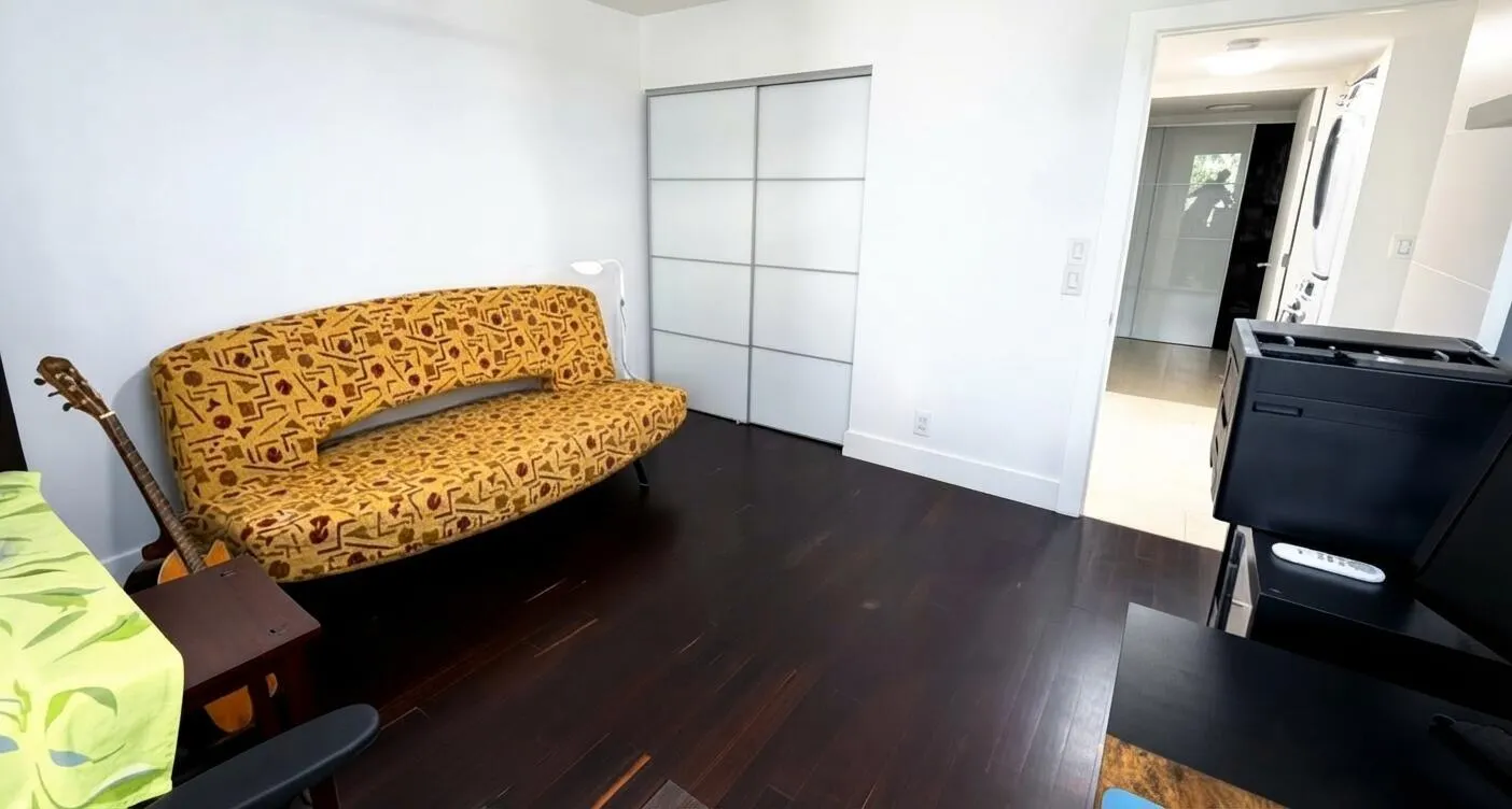 5900 Camino Del Sol #302