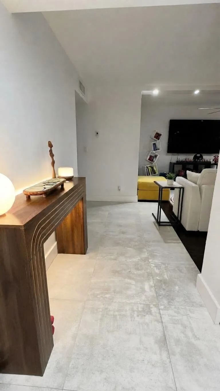 5900 Camino Del Sol #302