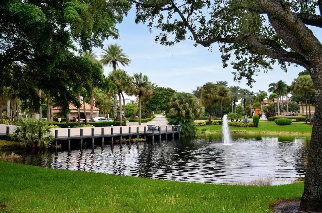 5900 Camino Del Sol #302