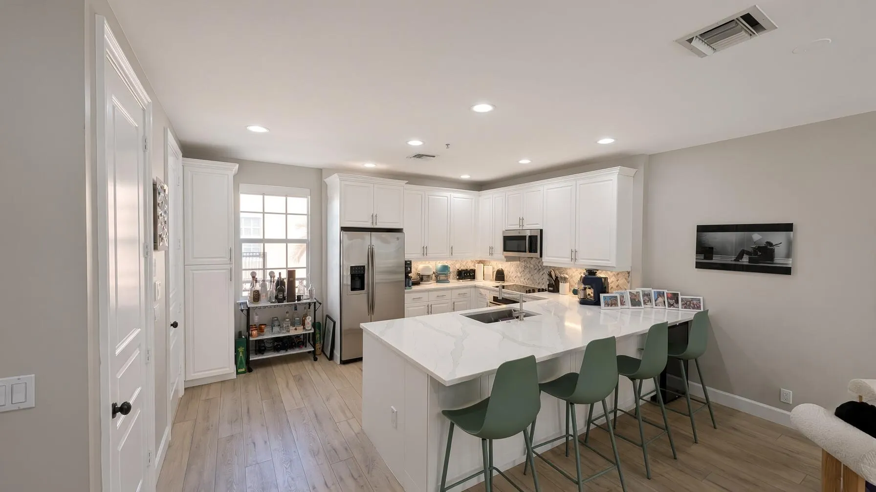 1009 W Heritage Club Circle