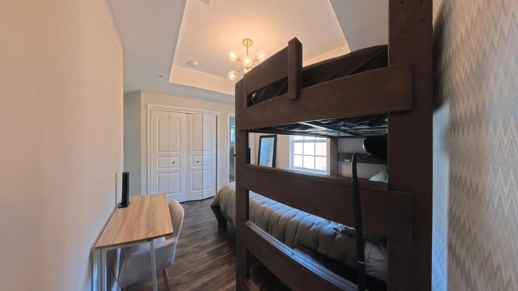 1009 W Heritage Club Circle