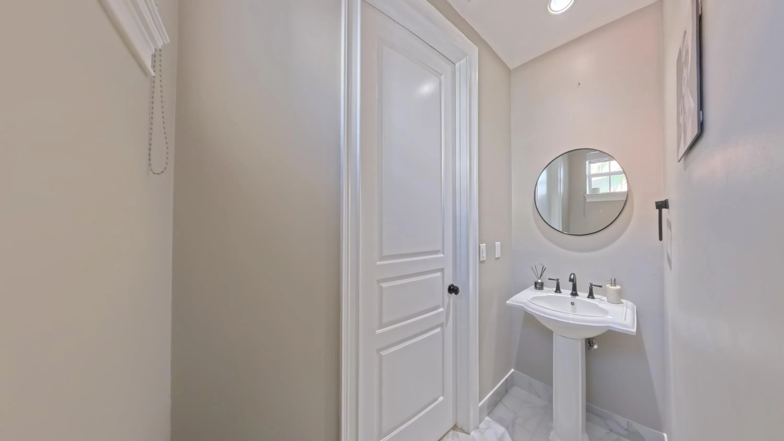 1009 W Heritage Club Circle