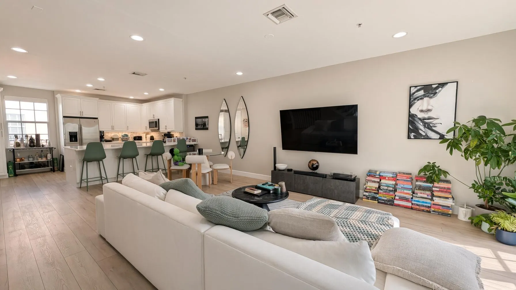 1009 W Heritage Club Circle