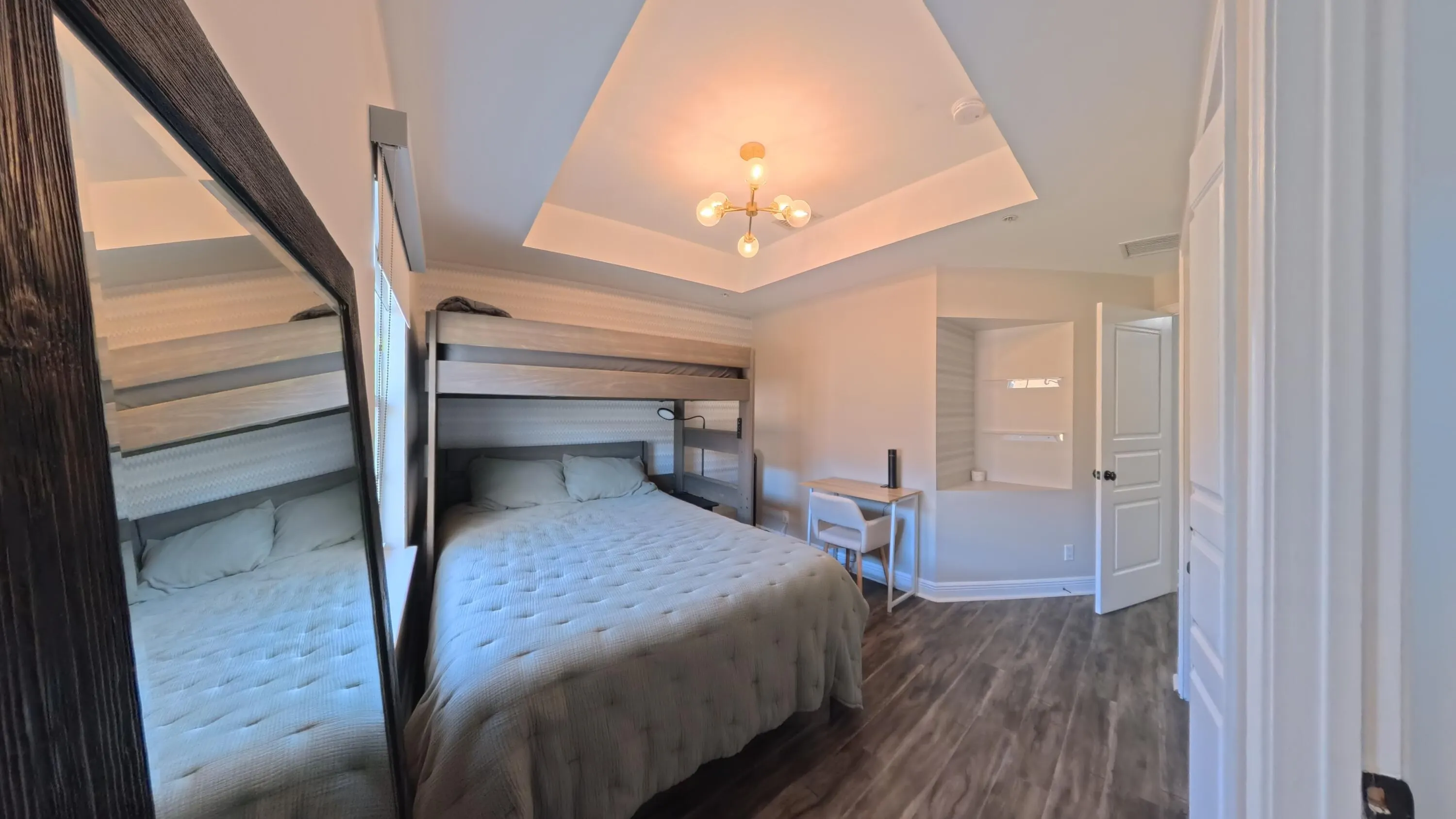 1009 W Heritage Club Circle