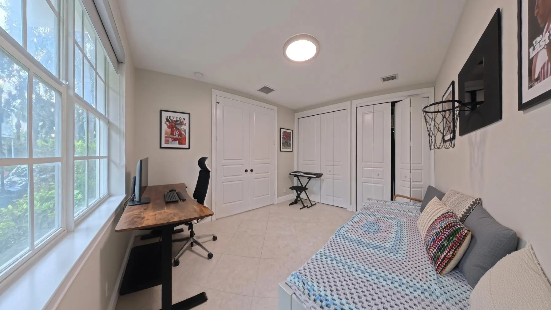 1009 W Heritage Club Circle