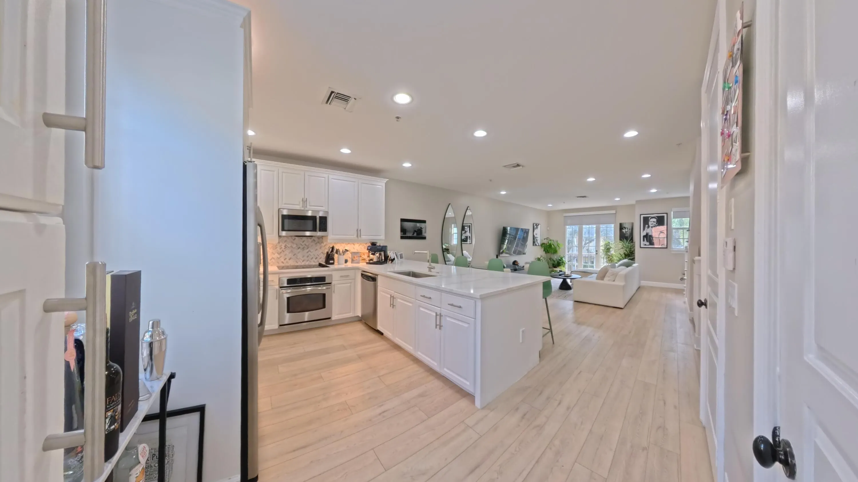 1009 W Heritage Club Circle