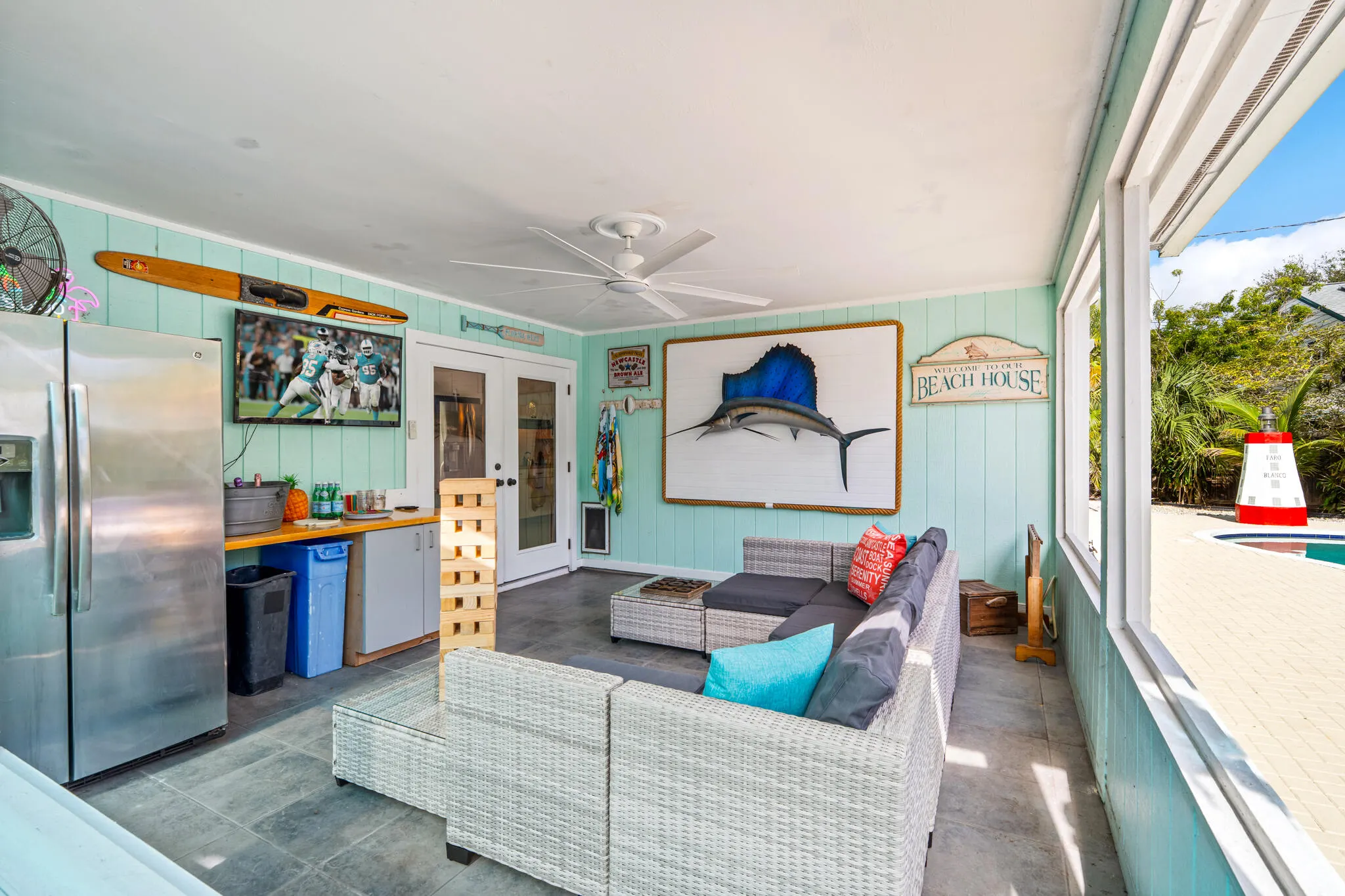 611 East Drive