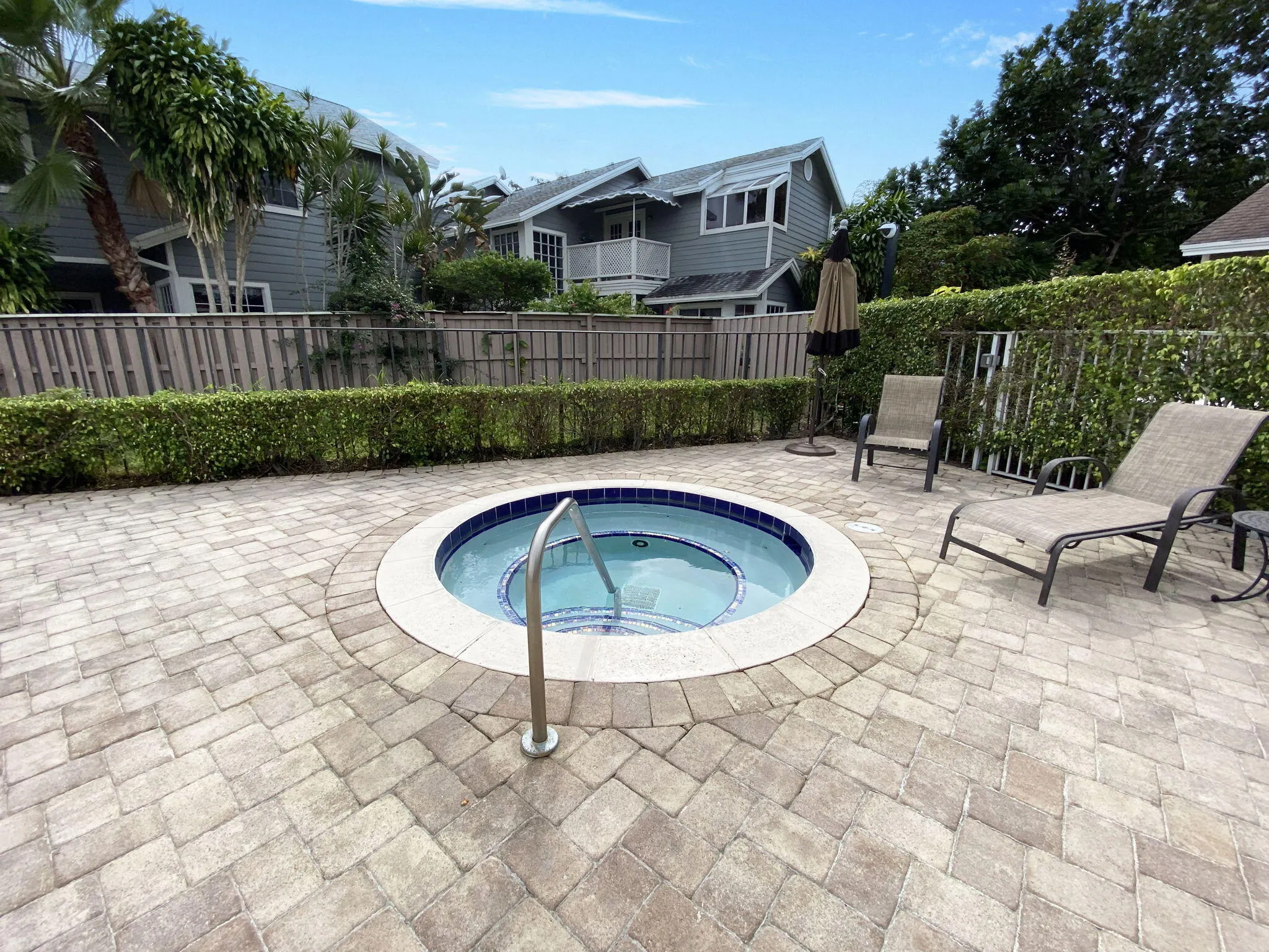 5092 Coronado Ridge