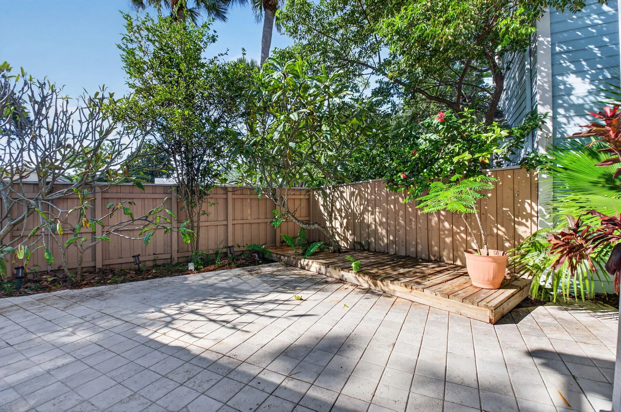 5092 Coronado Ridge