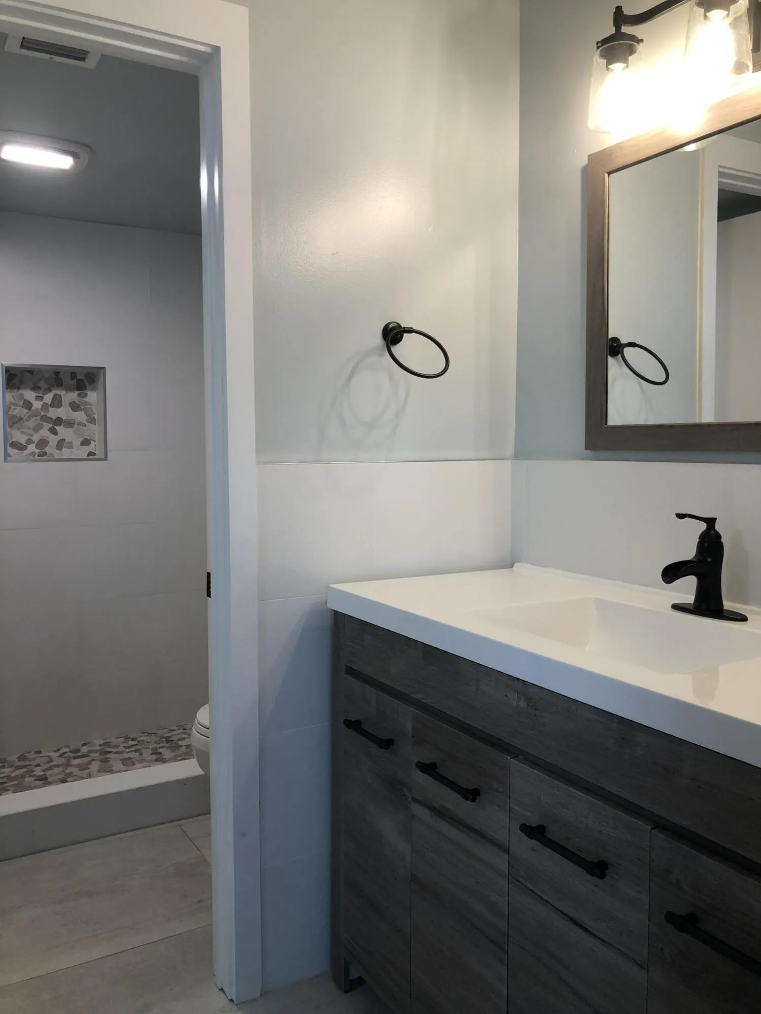 1405 S FEDERAL Highway #111