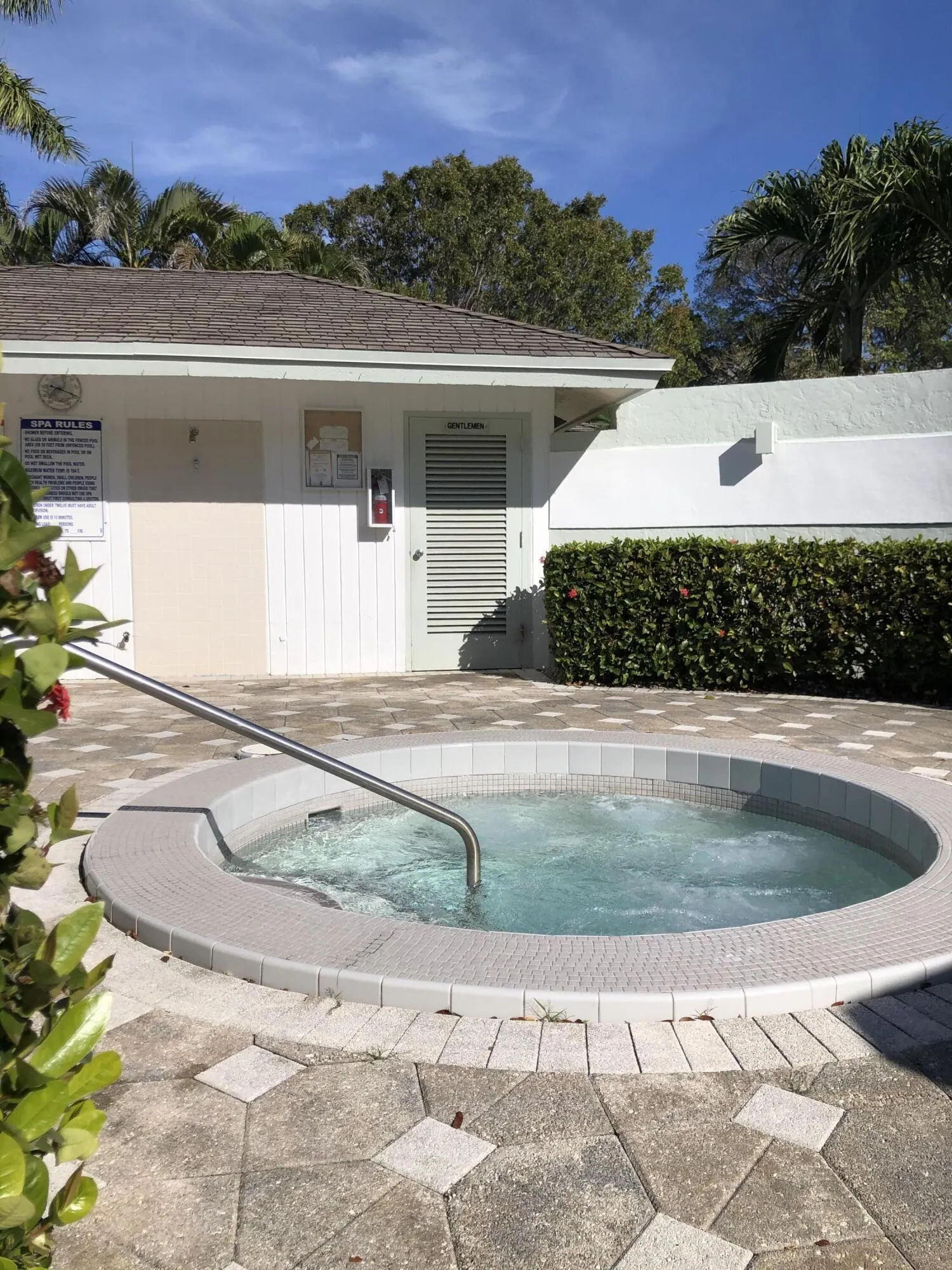 1405 S FEDERAL Highway #111