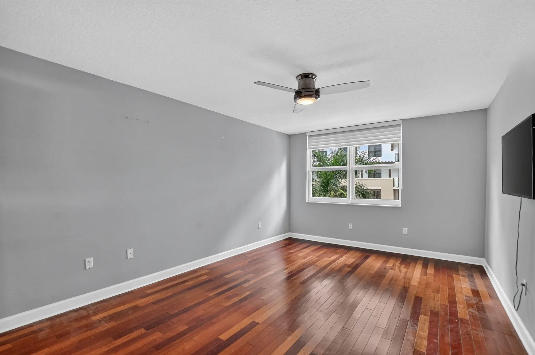 99 SE Mizner Boulevard #435