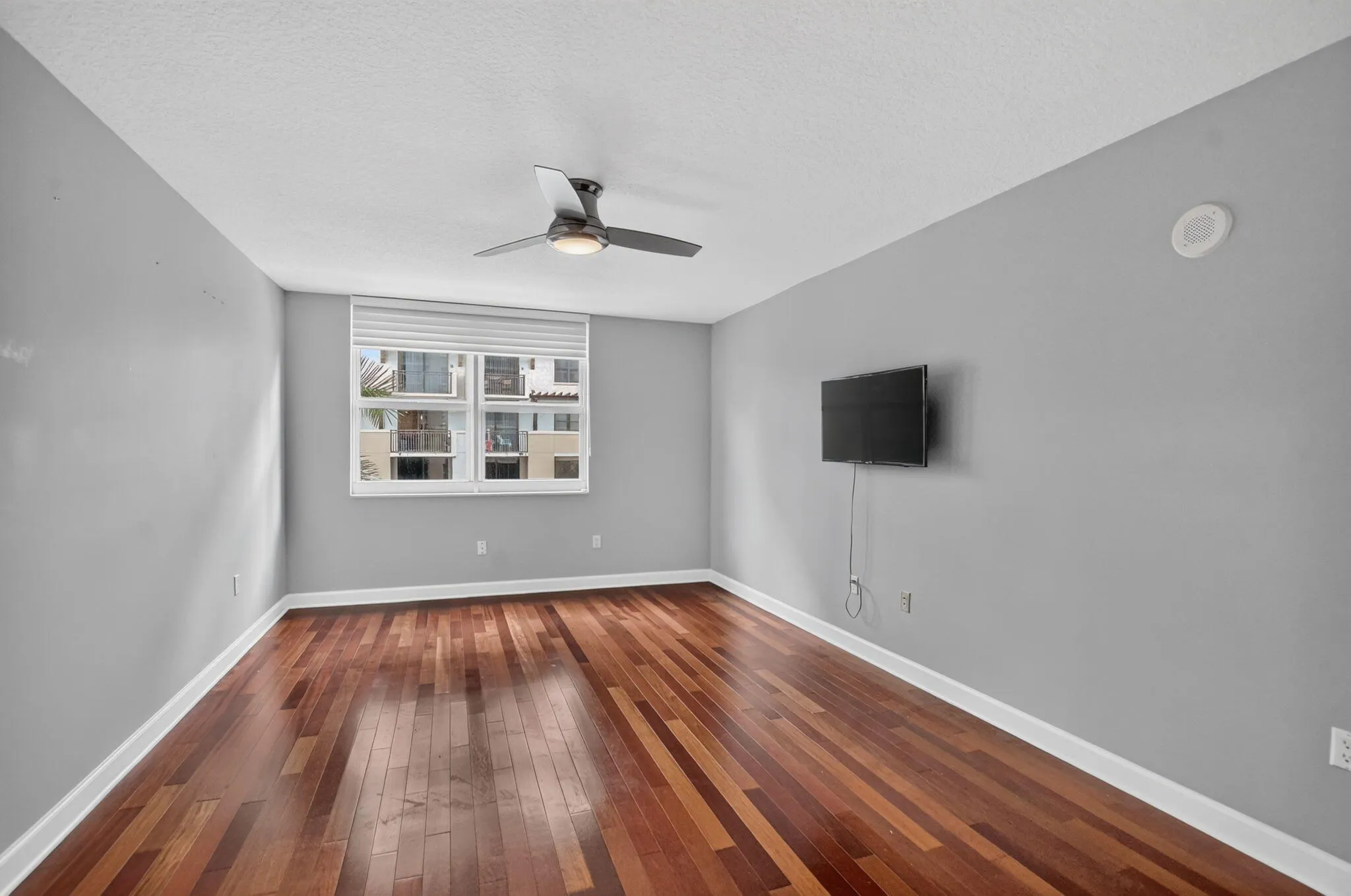 99 SE Mizner Boulevard #435