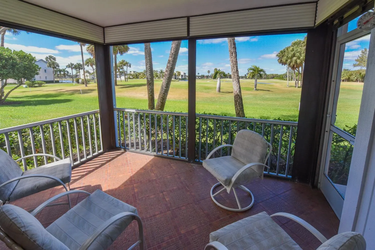 5811 NE GULFSTREAM Way #4002