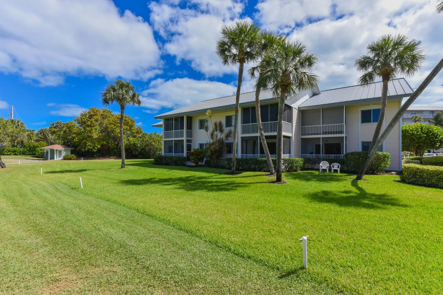 5811 NE GULFSTREAM Way #4002
