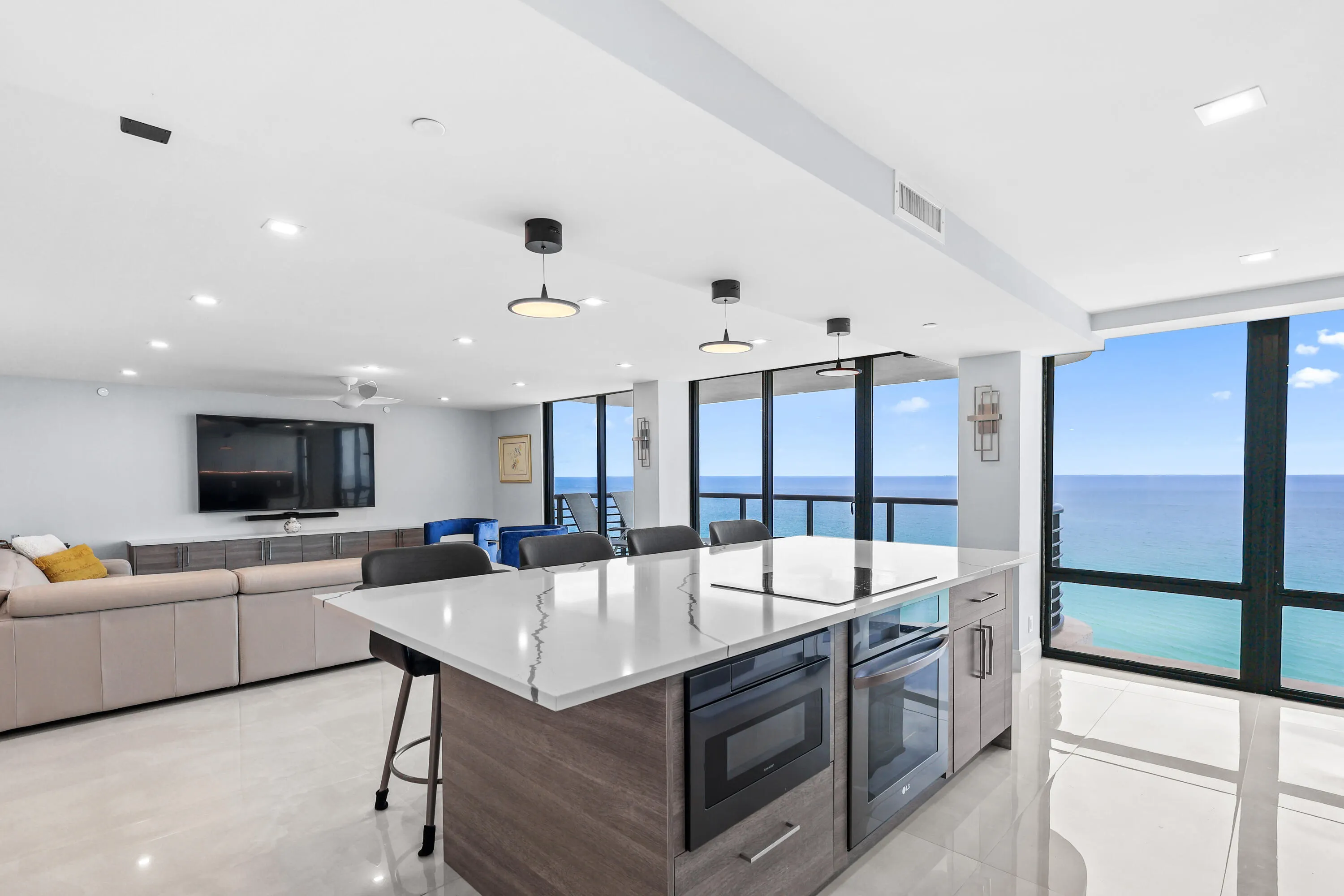 250 S Ocean Boulevard #15D