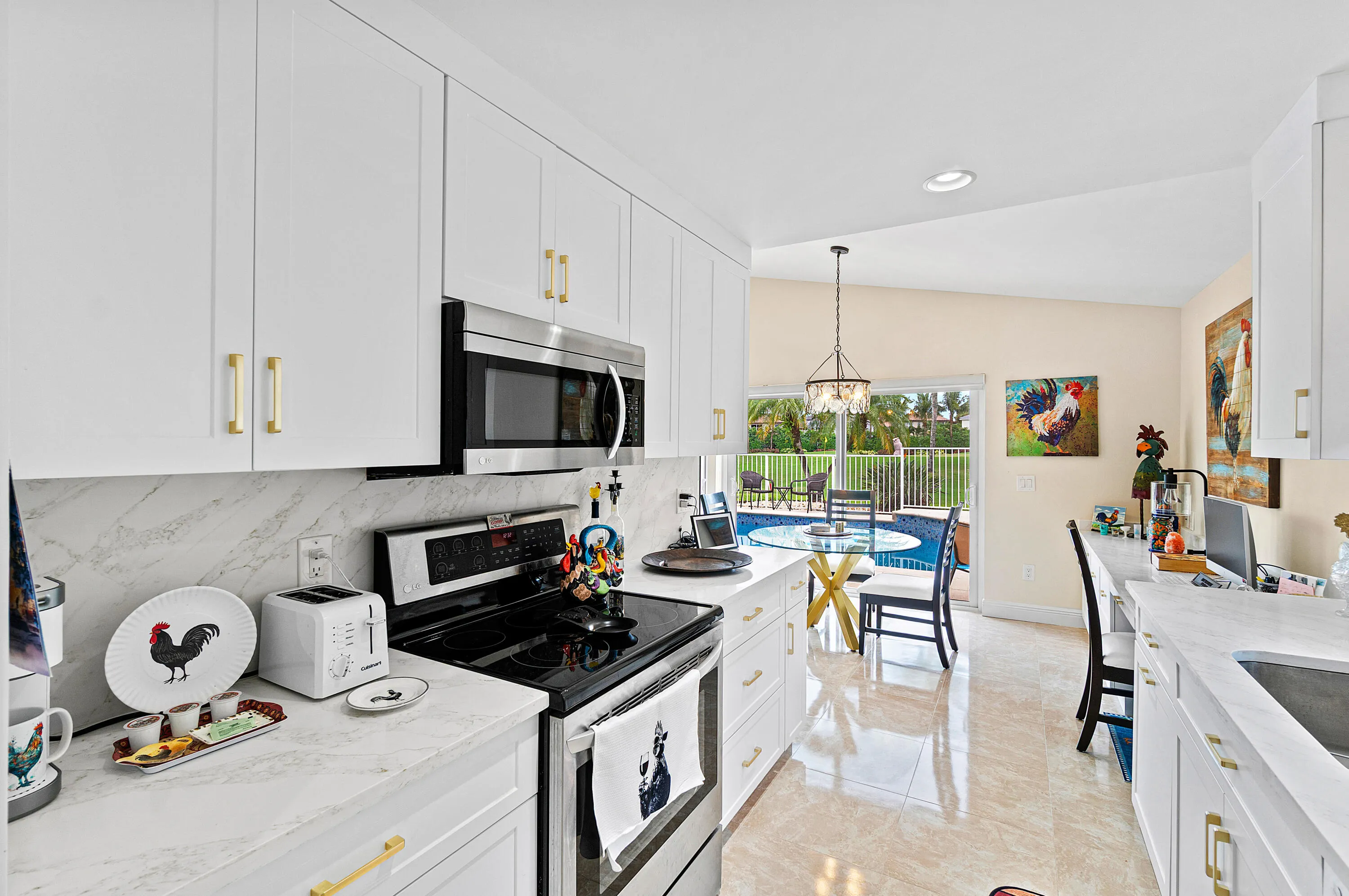 11270 Cloverleaf Circle