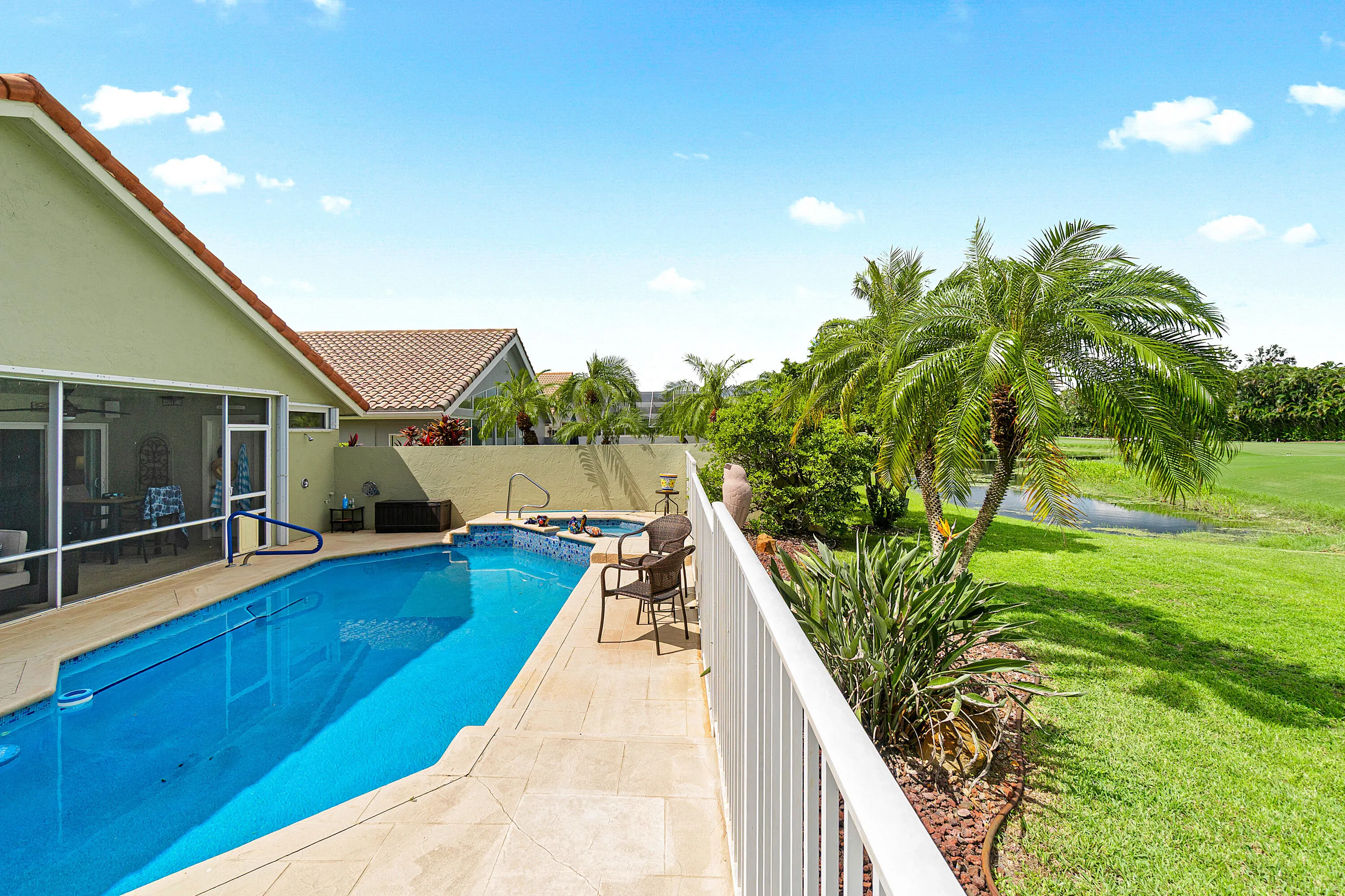 11270 Cloverleaf Circle